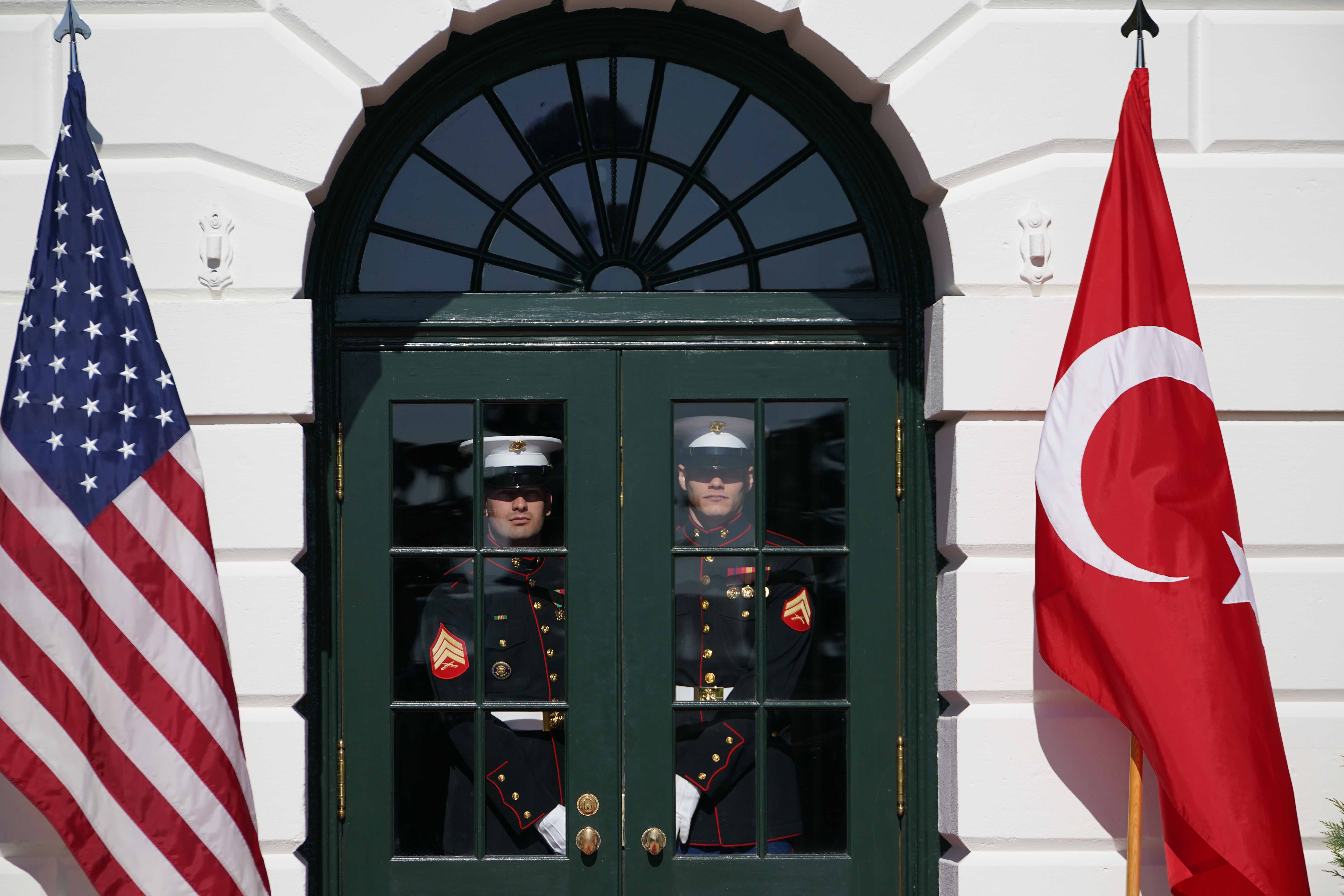 Τούρκος αξιωματούχος χαρακτηρίζει την πρώτη επαφή με τη διοίκηση Μπάιντεν ως «θετική»