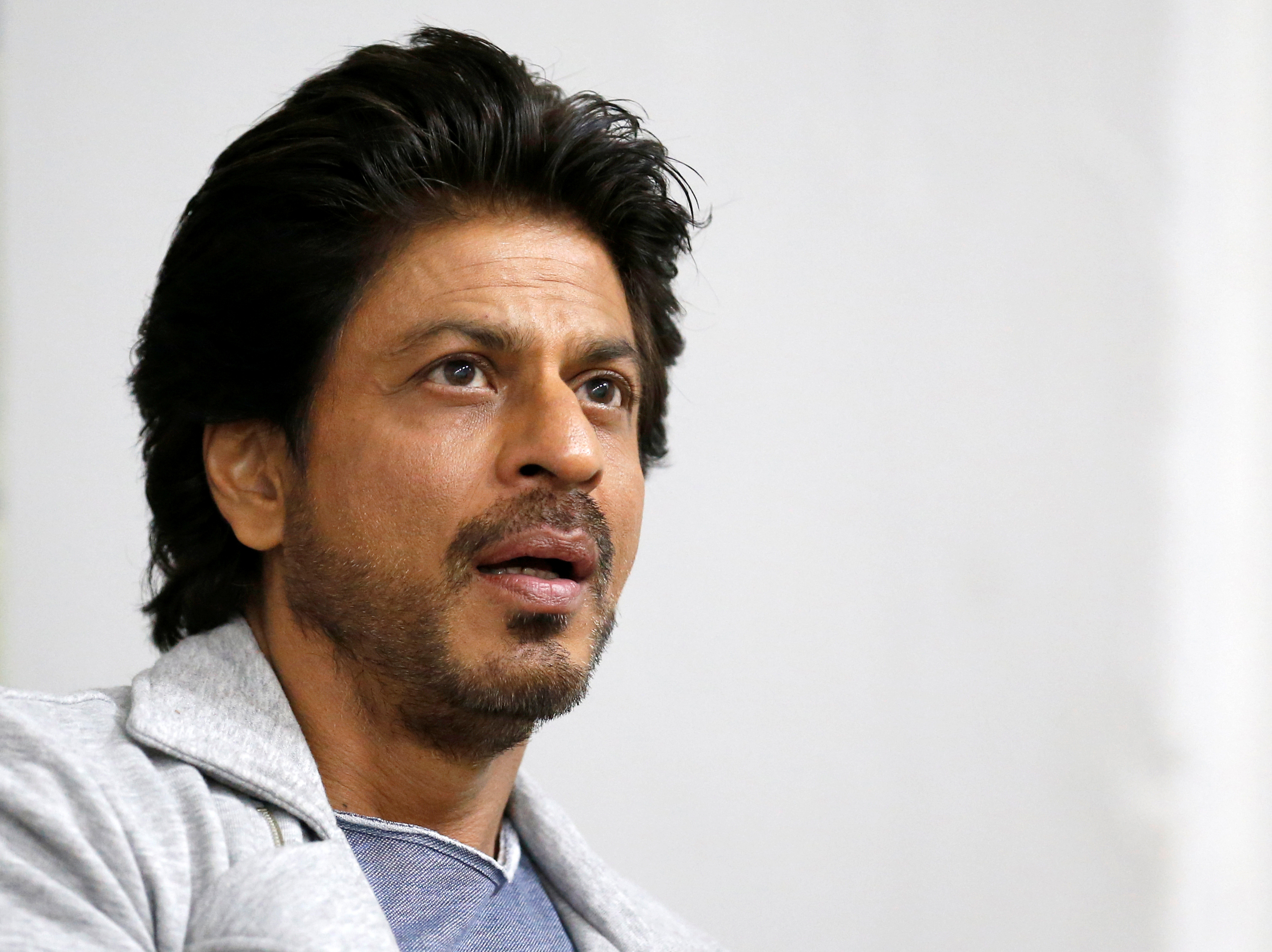 Why Shah Rukh Khan's time as a global Muslim icon is over | Middle East Eye