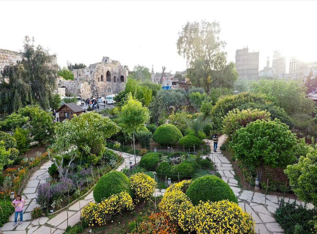forfader at klemme Syd The gardens of Damascus: Can Syrians reconnect with nature? | Middle East  Eye