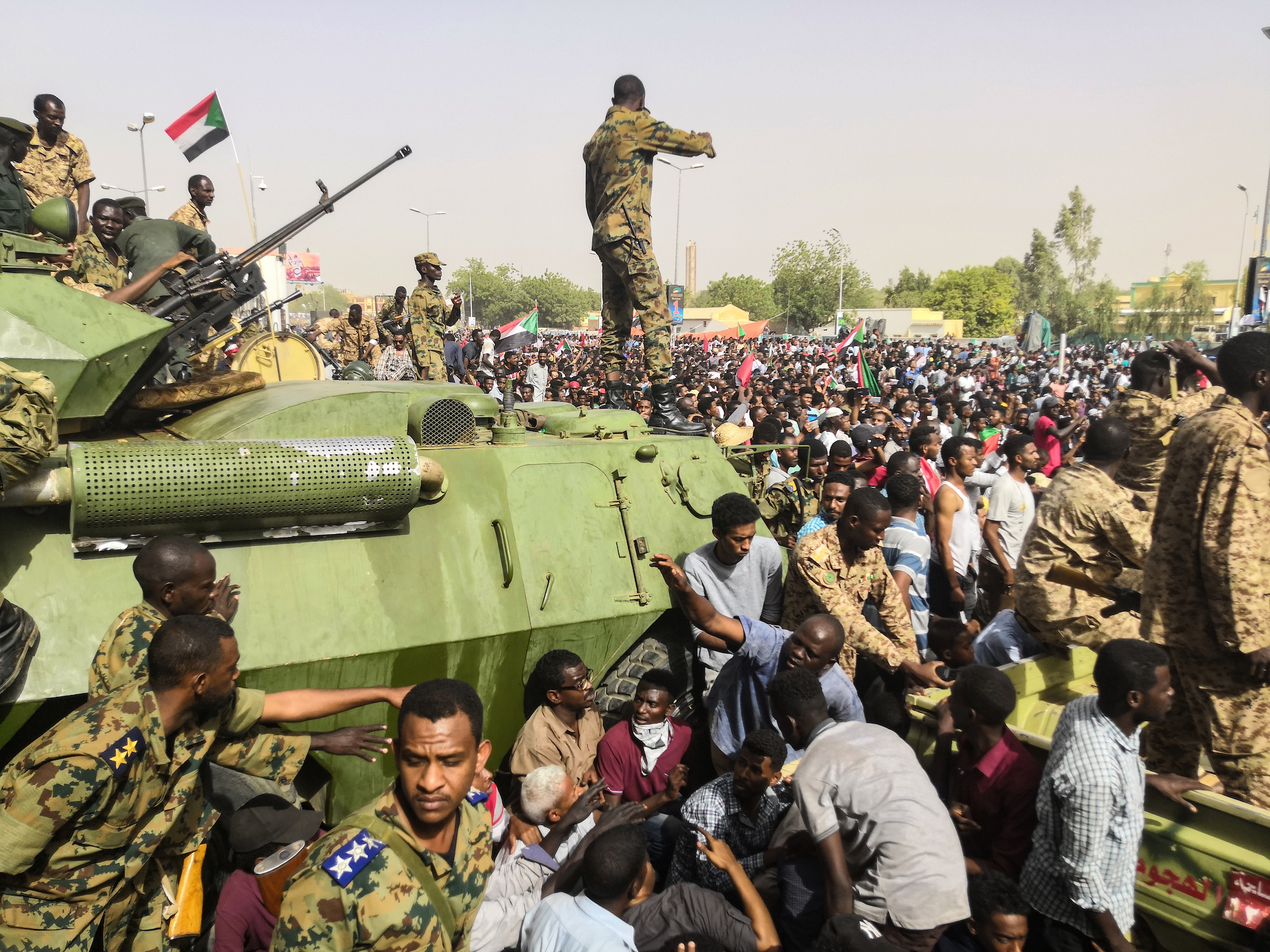Dozens of Sudanese officers 'arrested for refusing to use violence