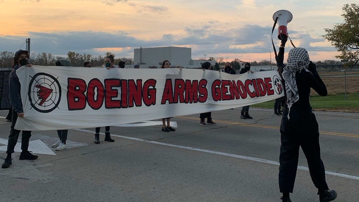 Young activists blocking the entrances to Boeing Building 598 in Missouri (Photo: Peyton Wilson)