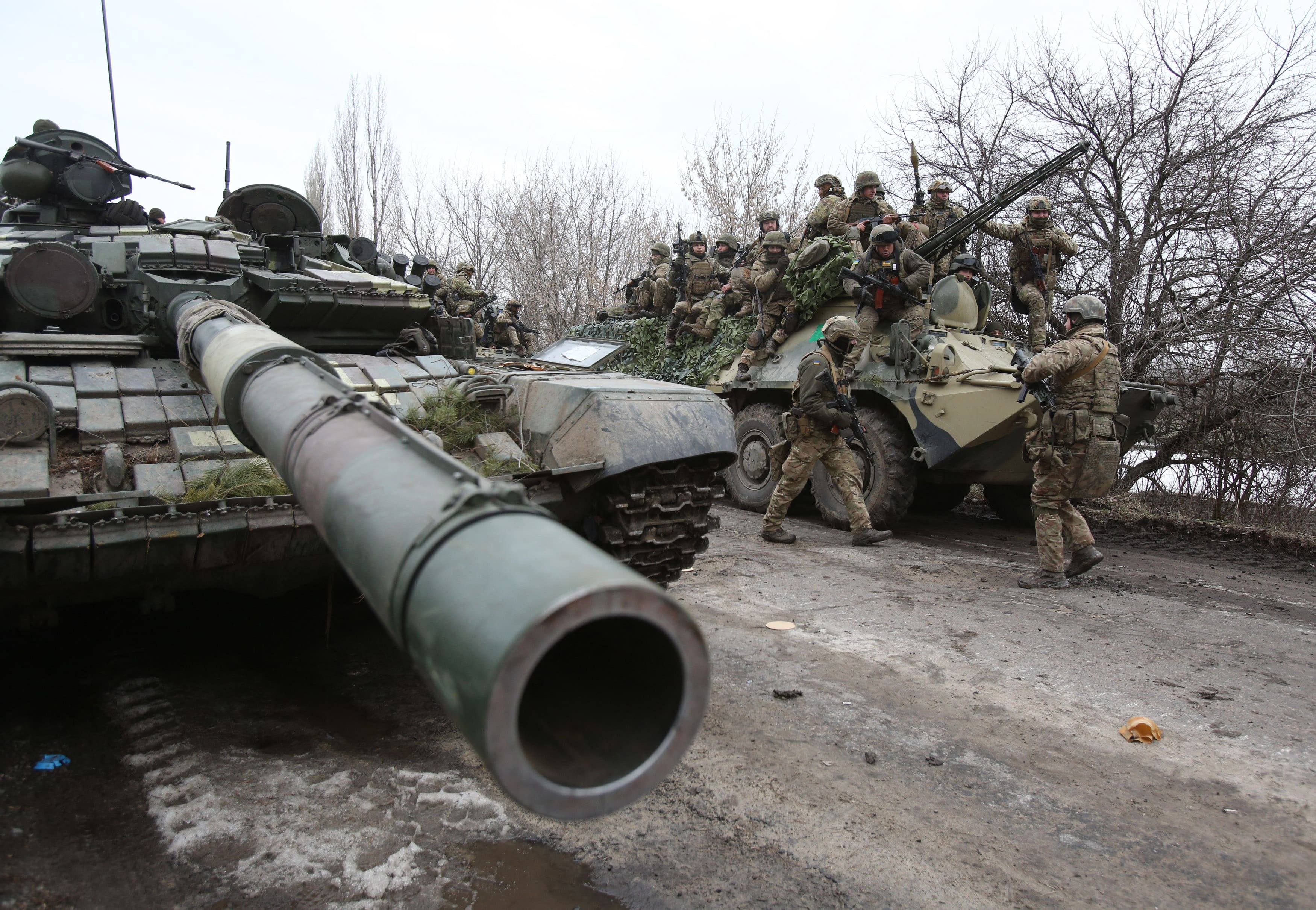 ukraine troops lugansk 