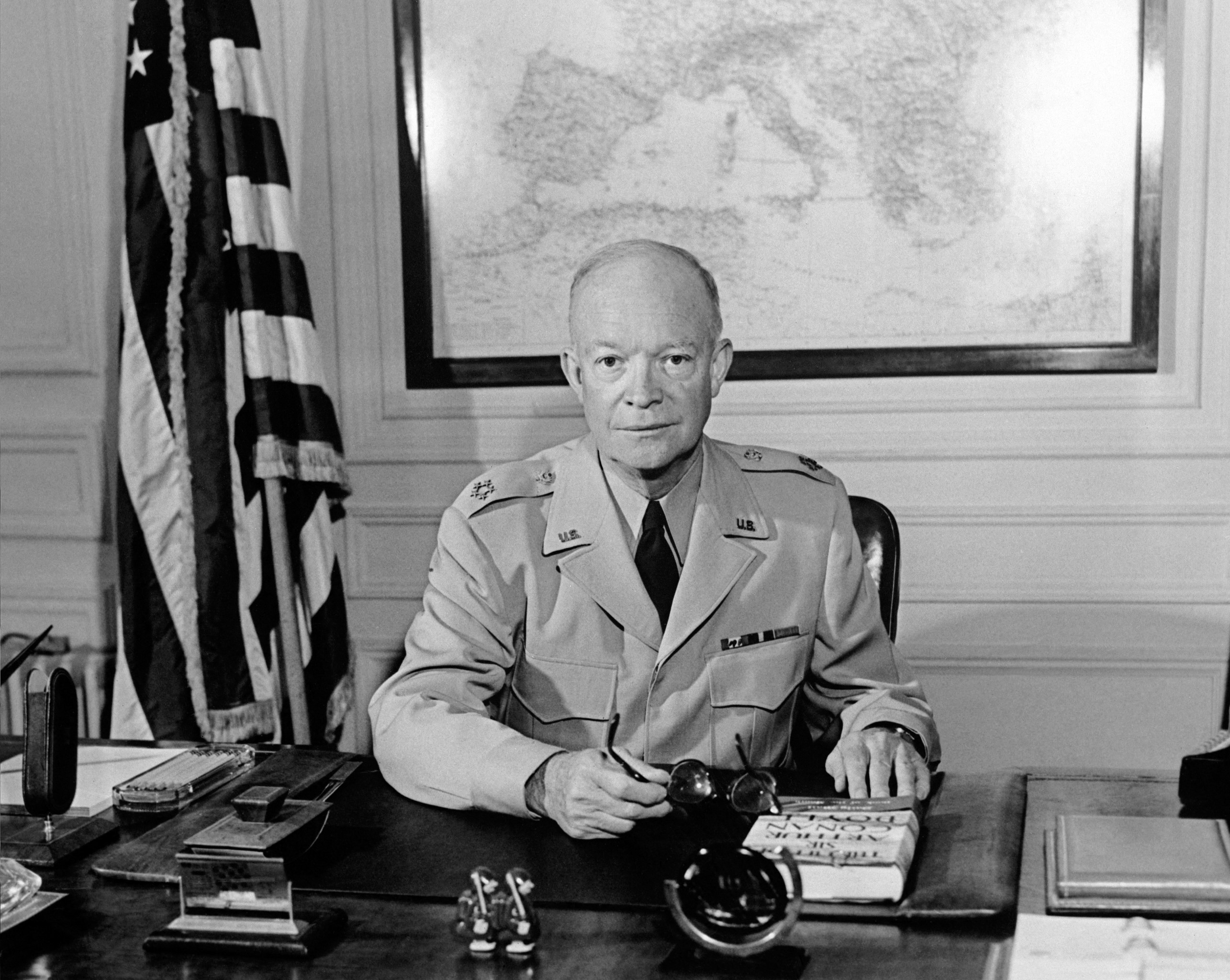 US President General Dwight David "Ike" Eisenhower (1890-1969) poses for a photographer in 1951 at NATO Paris headquarters. In 1950