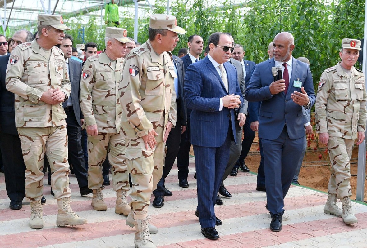  Egyptian President Abdel Fatah al-Sisi (C) inaugurates a military agricultural project, December 22, 2018 (REUTERS)