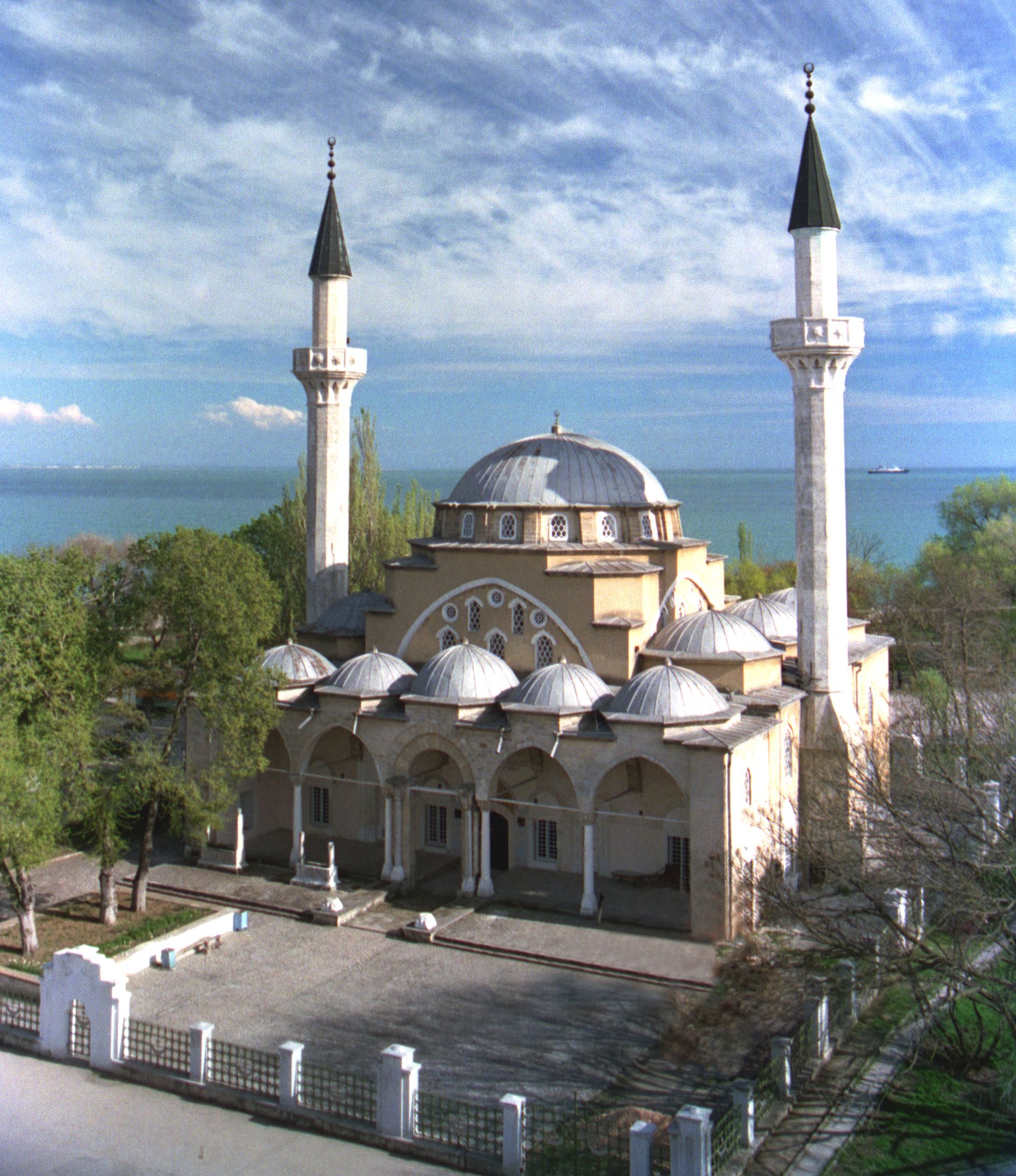 A slice of Ottoman architecture, the Juma-Jami mosque stands resplendent in the city of Yevpatoriya 