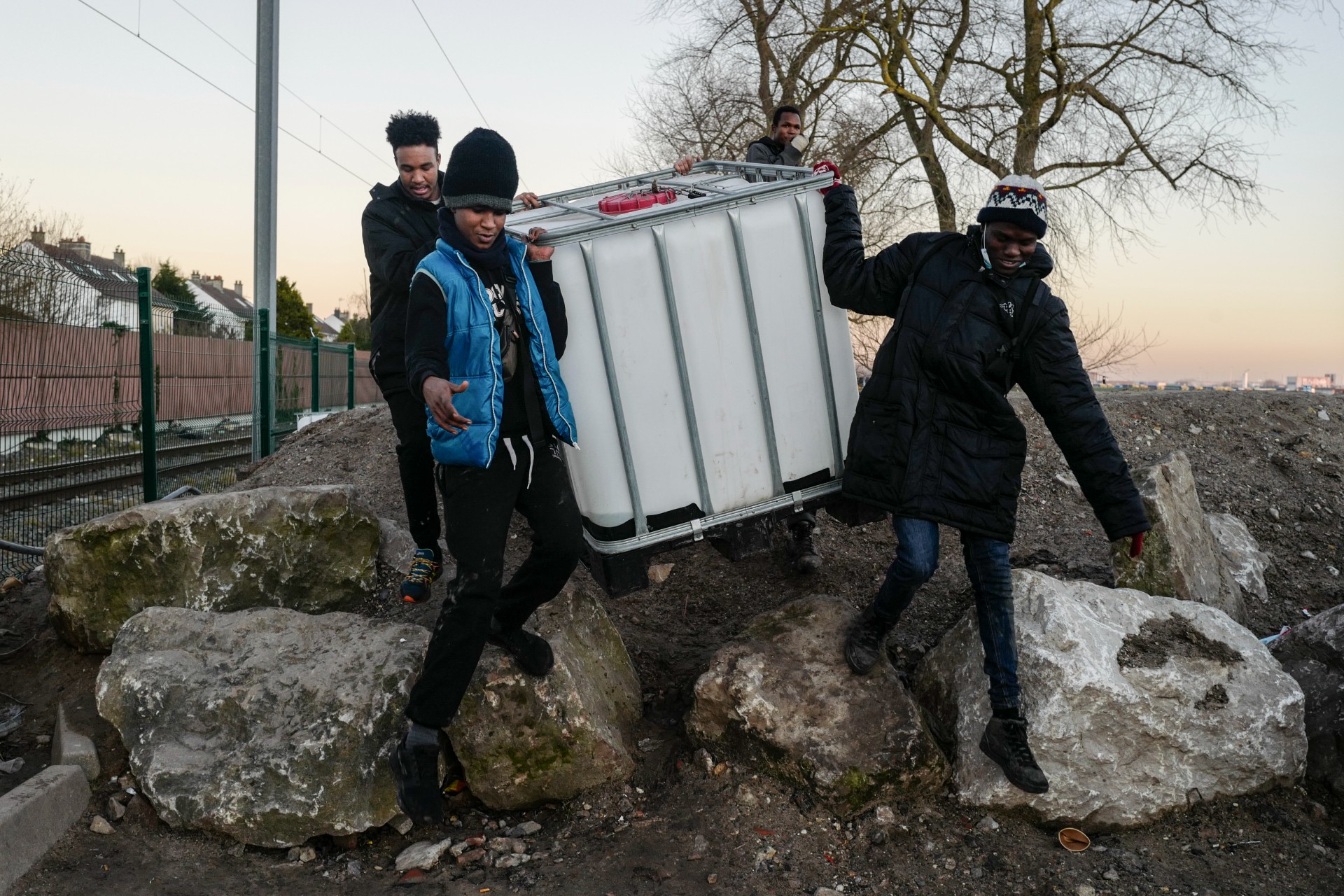 Les migrants n’apparaissent pas comme un sujet de contentieux à Calais malgré le discours anti-immigration de nombreux candidats à la présidentielle (MEE/Abdul Saboor)