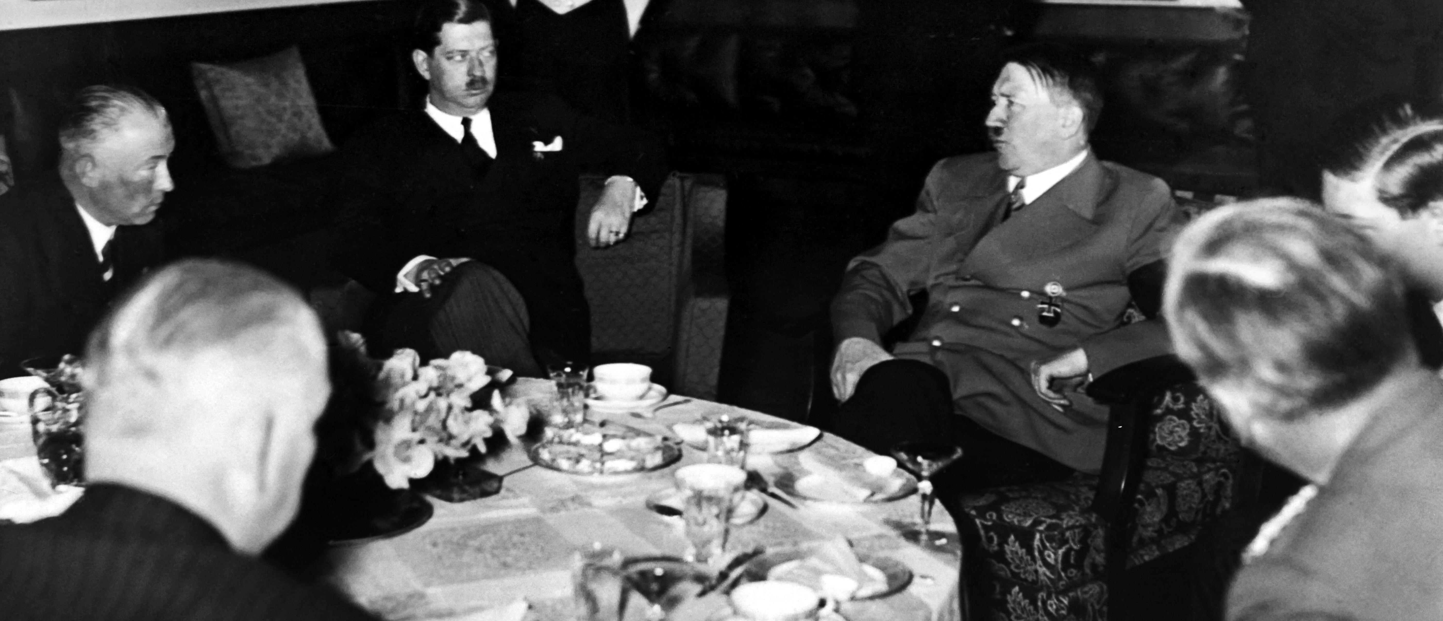 Prime Ministers Lord Neville Chamberlain, Edouard Daladier, Adolf Hitler, Benito Mussolini Berchesgaden  gathered on 29 September, 1938 to sign the Munich treaty.