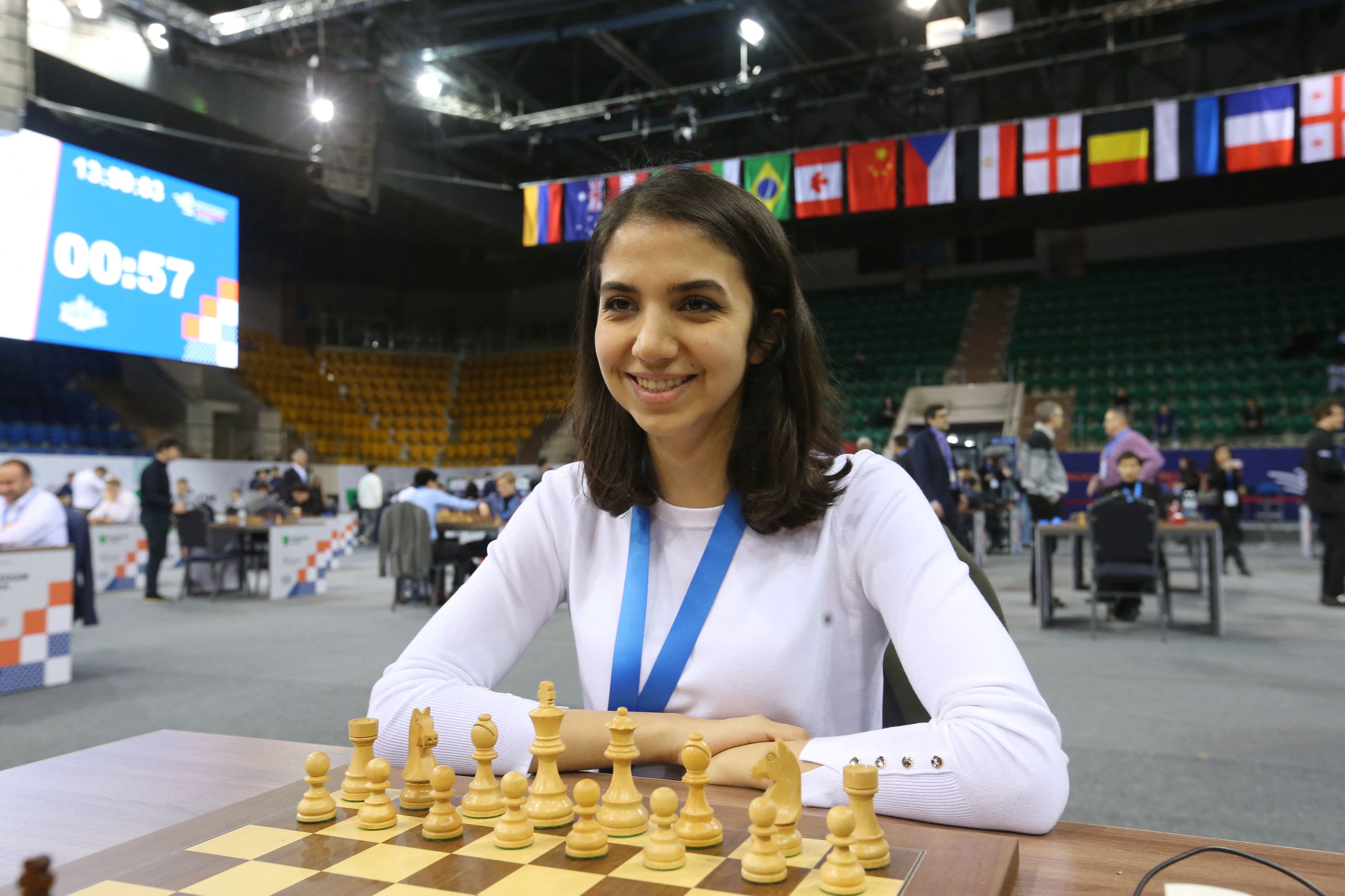 Iranian chess player who removed hijab gets Spanish citizenship