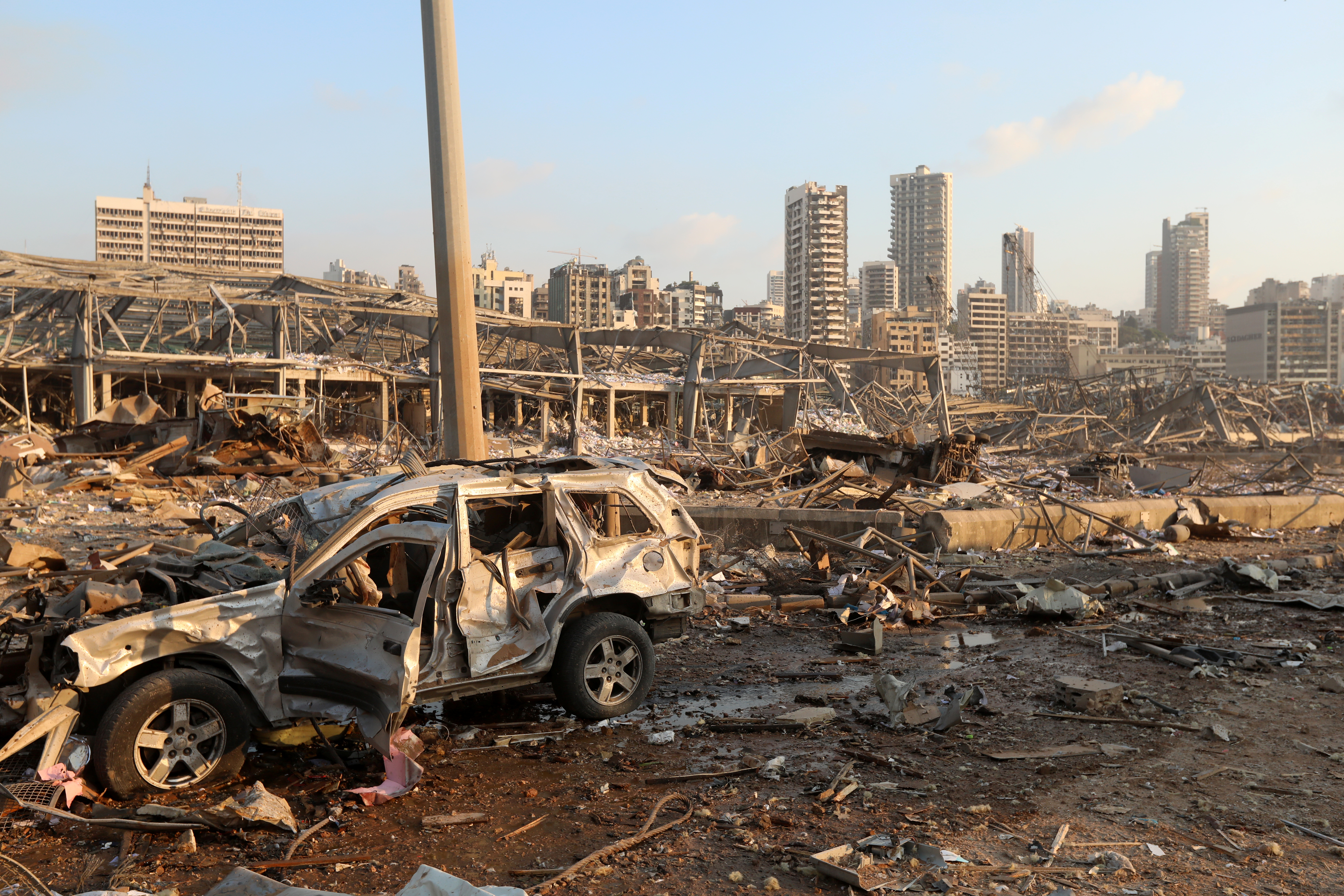 Город после взрыва. Последствия взрыва в Бейруте 4 августа 2020. Взрыв в Ливане порт Бейрут.