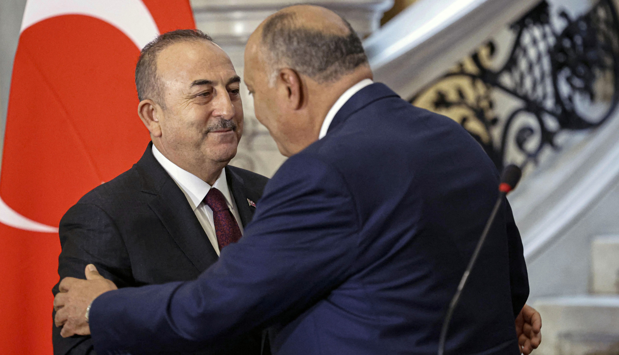 Üst düzey bir Türk diplomat on yıl sonra ilk kez Kahire’de