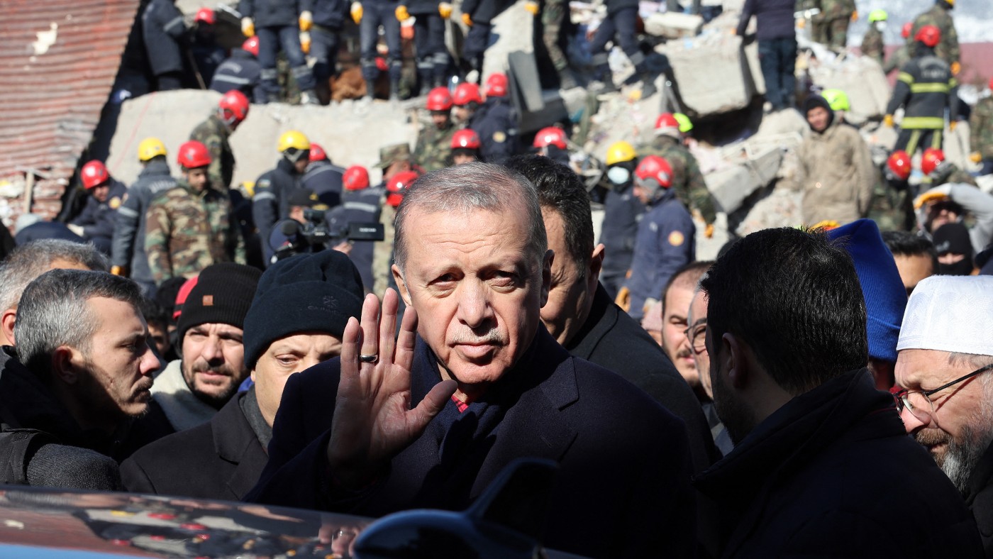 Türkiye: Solcu lider, Erdoğan’ın depreme tepkisinden dolayı yargılanması gerektiğini söyledi