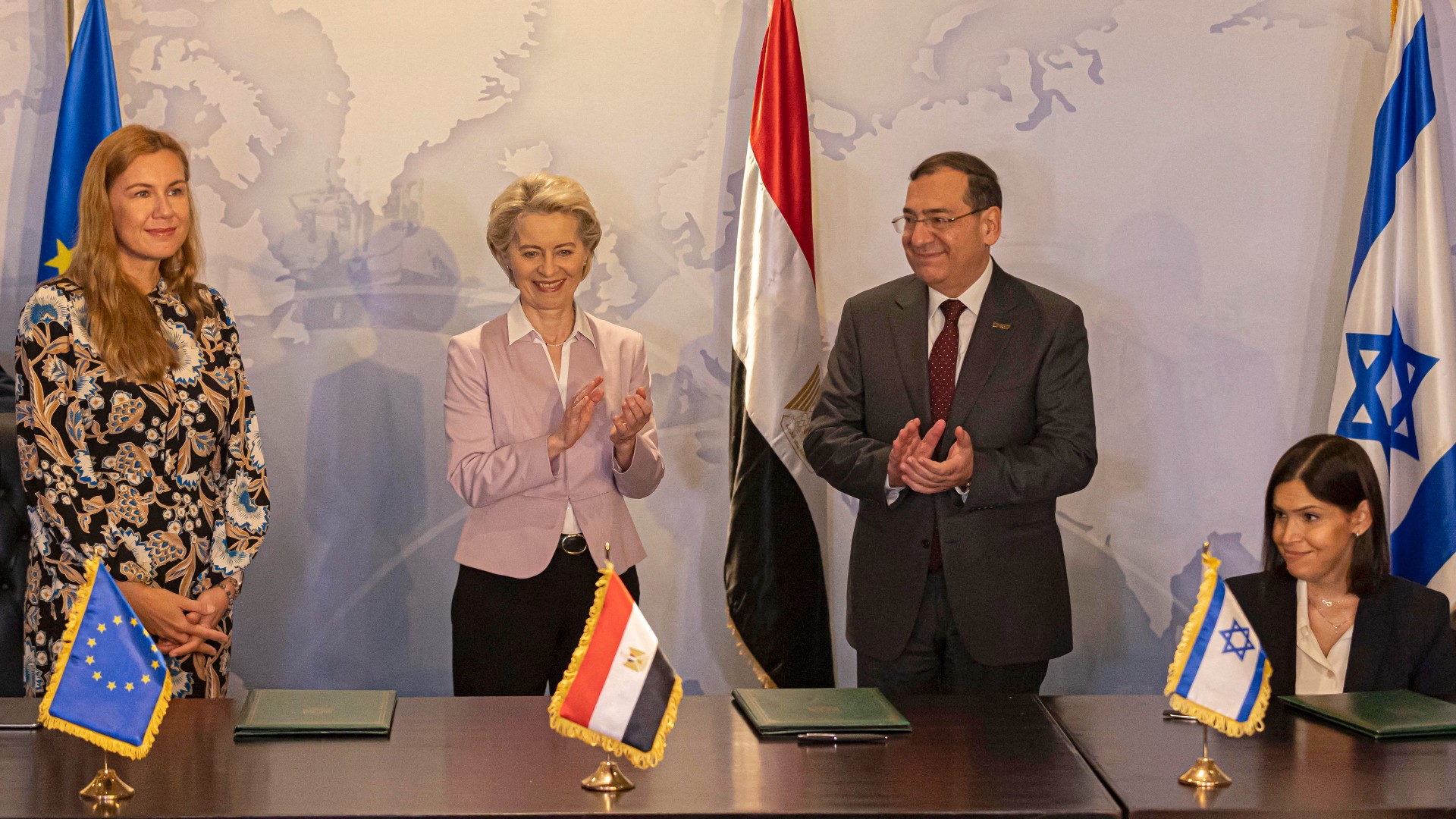 Representatives from the EU, Egypt and Israel sign a trilateral natural gas deal in Cairo on 15 June 2022 (AFP)