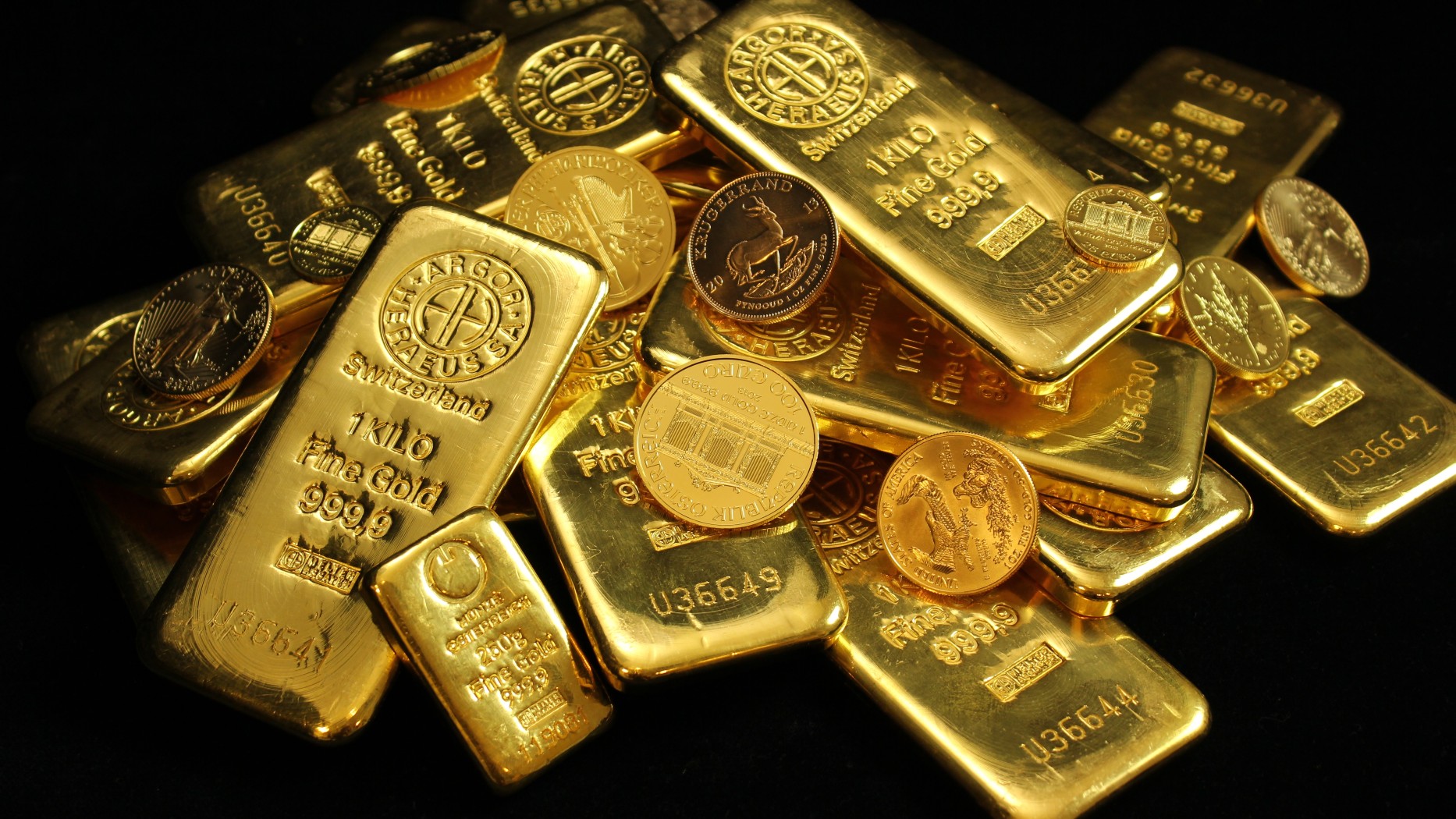 Egypt: Gold-buying mania as national currency loses value Middle East Eye
