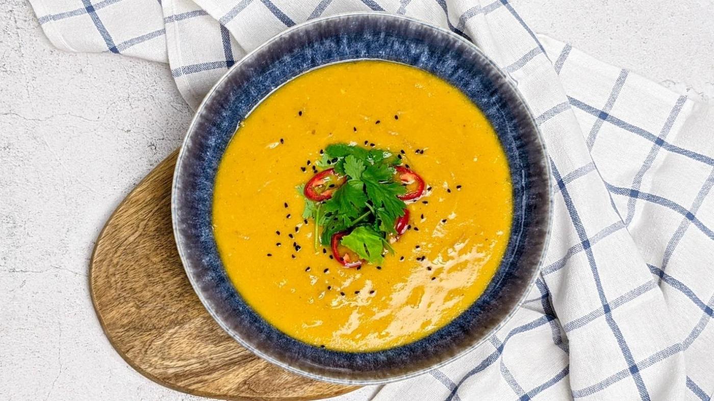Soupe aux légumes et lentilles corail - Recette de soupe originale