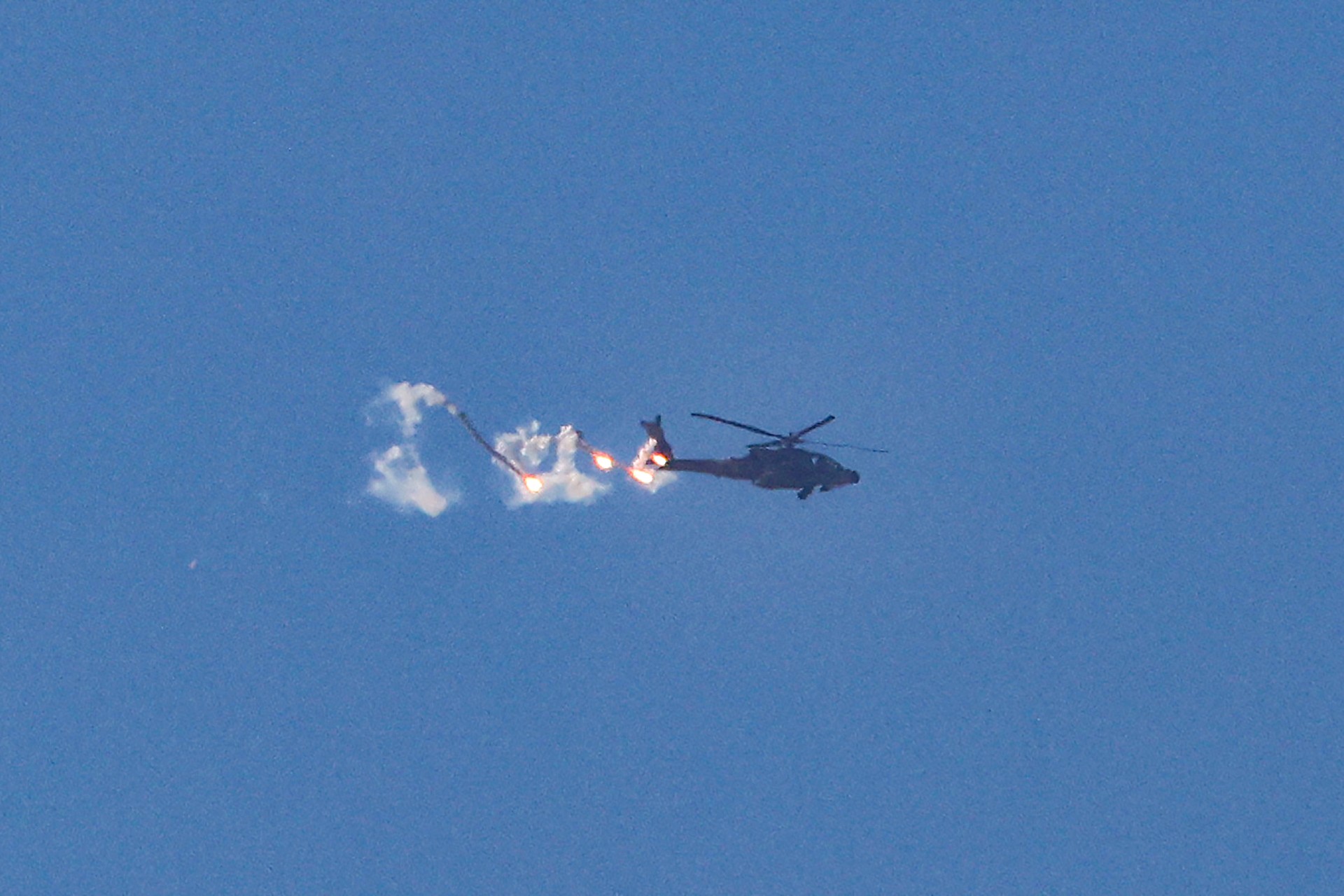 israel helicopter flare gaza strip