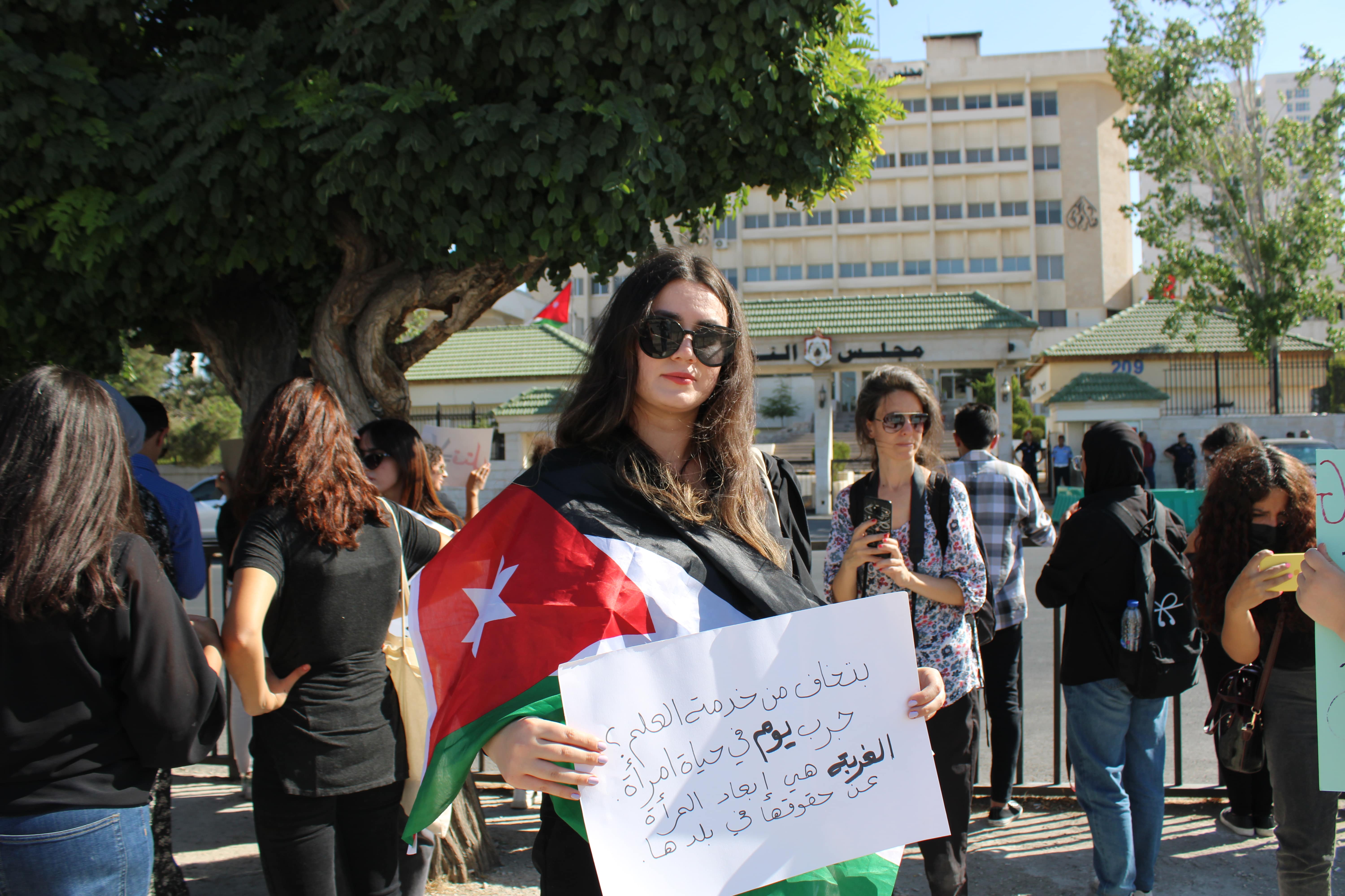 Jordan-woman-protest-2022