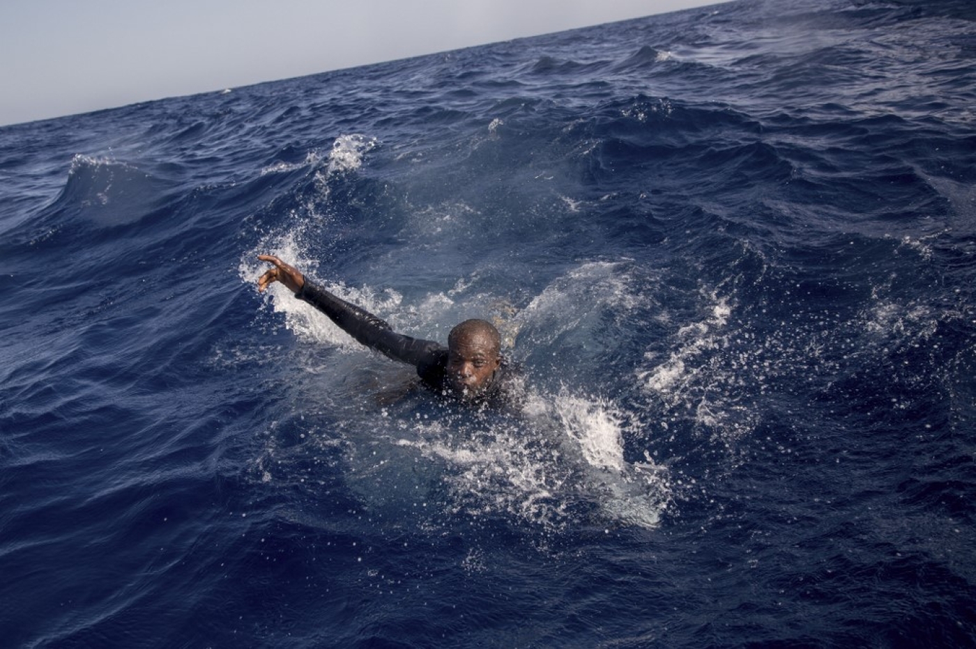 Ces derniers mois, selon les chiffres de l’Organisation internationale pour les migrations (OIM) publiés en février, plus de 18 000 migrants sont morts ou disparus en Méditerranée depuis 2014, contre 1 553 en 2021 (AFP/Alessio Paduano)