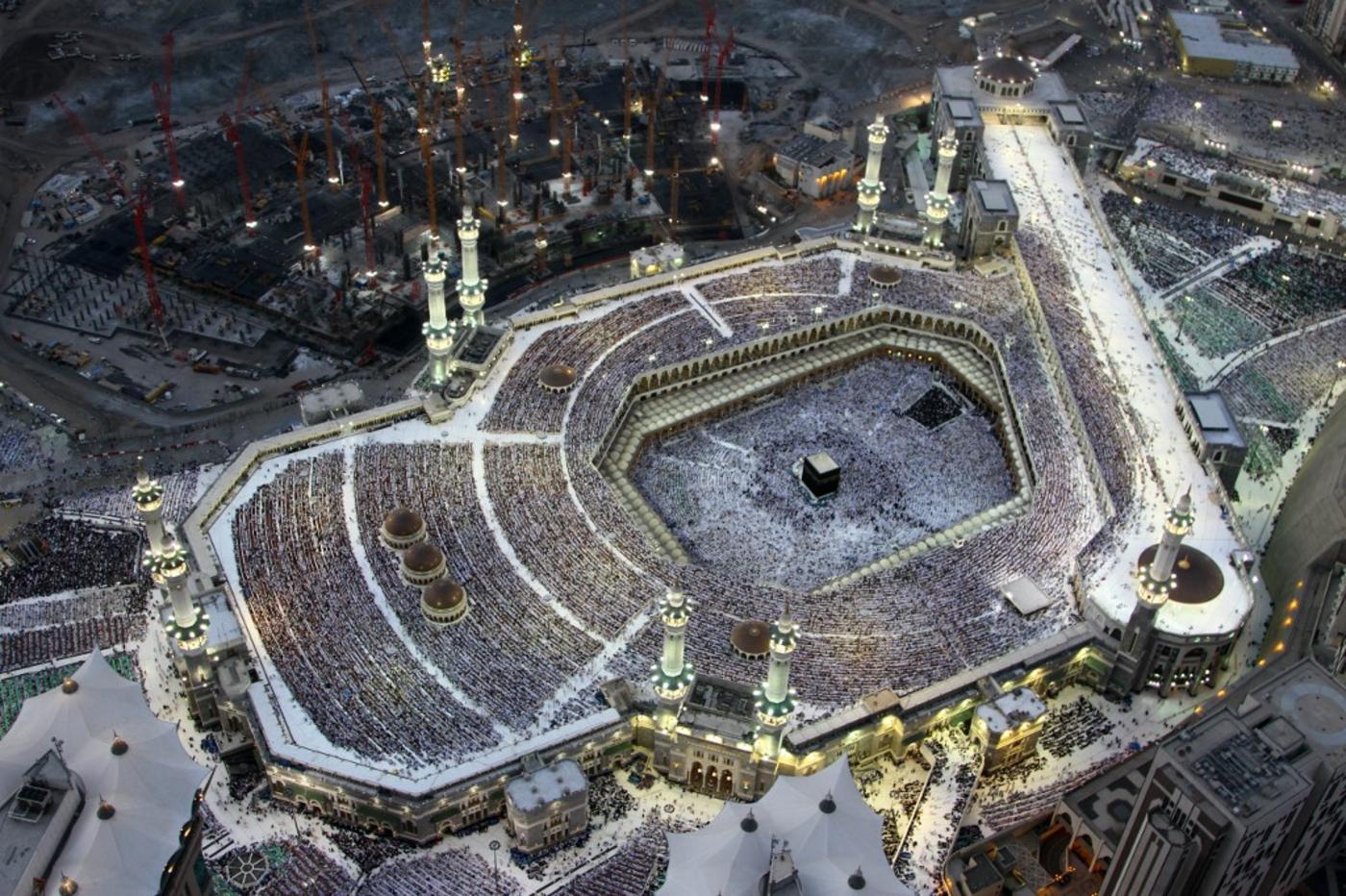 Поставь мекку. Мечеть Аль-харам Мекка 2021. Запретная мечеть в Мекке. Масджид харам. Расширение мечети Аль-харам в Мекке.