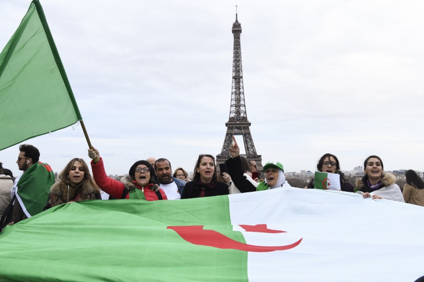 Manifestation du hirak à Paris, le 8 mars 2019 (AFP)