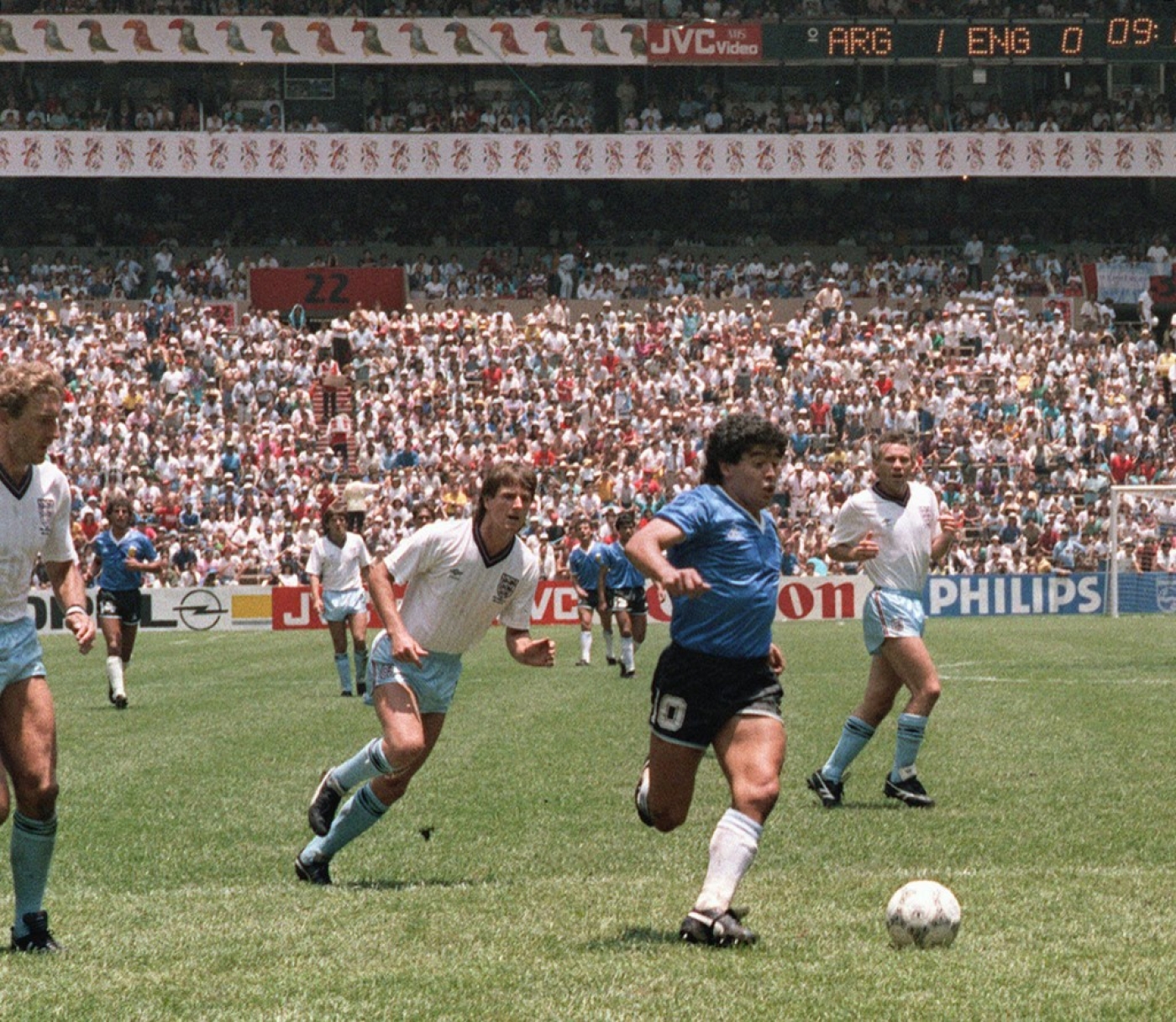 L’attaquant argentin lors du match Angleterre-Argentine le 22 juin 1986 à Mexico (AFP)