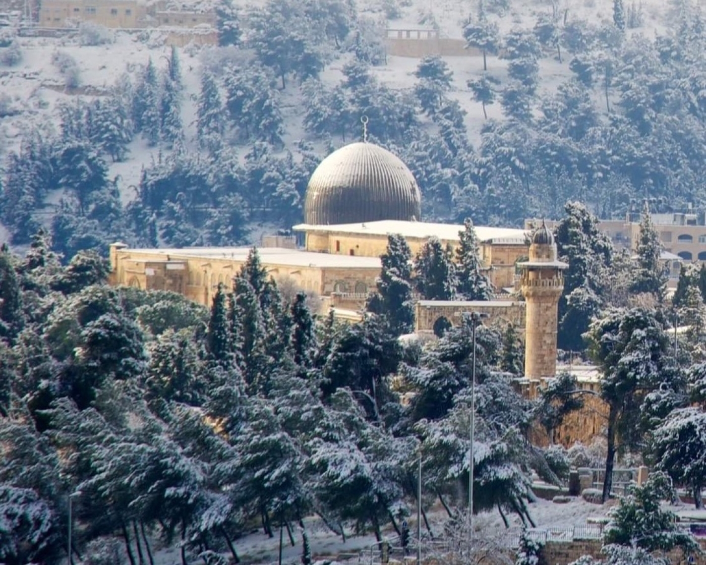 Après des épisodes de neige à Athènes et Istanbul, tributaires d'une tempête exceptionnelle sur la Méditerranée orientale, Jérusalem a vu à son tour des premiers flocons mercredi soir (Twitter)