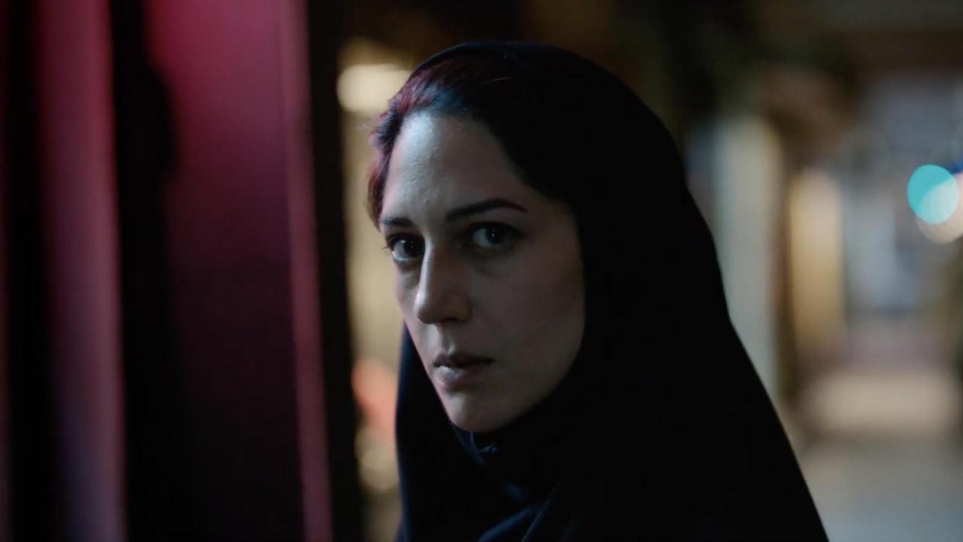 Dans Les Nuits de Mashhad, le spectateur est embarqué dans les faubourgs malfamés de la ville sainte iranienne du début du XXIe siècle (2022 Profile Pictures/One Two Films/Why Not Productions/Wild Bunch International)