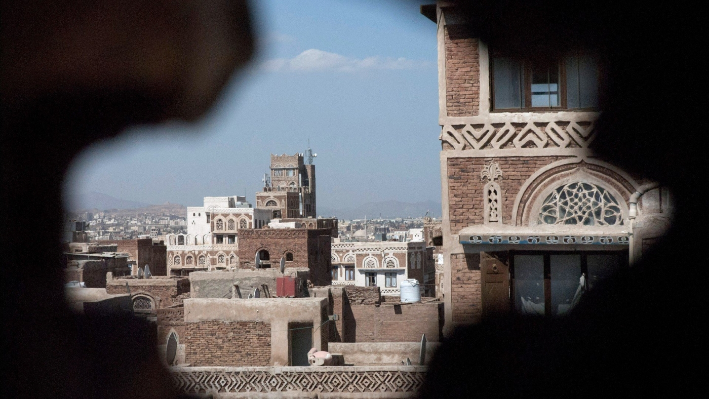 Les tours en briques cuites sont depuis longtemps une caractéristique de la capitale yéménite Sanaa (Reuters)
