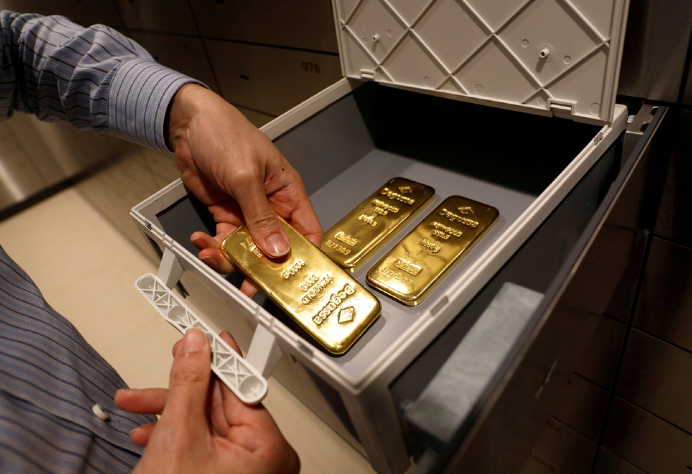 UAE consulate in India faces scrutiny over $2m gold smuggled in diplomatic bags