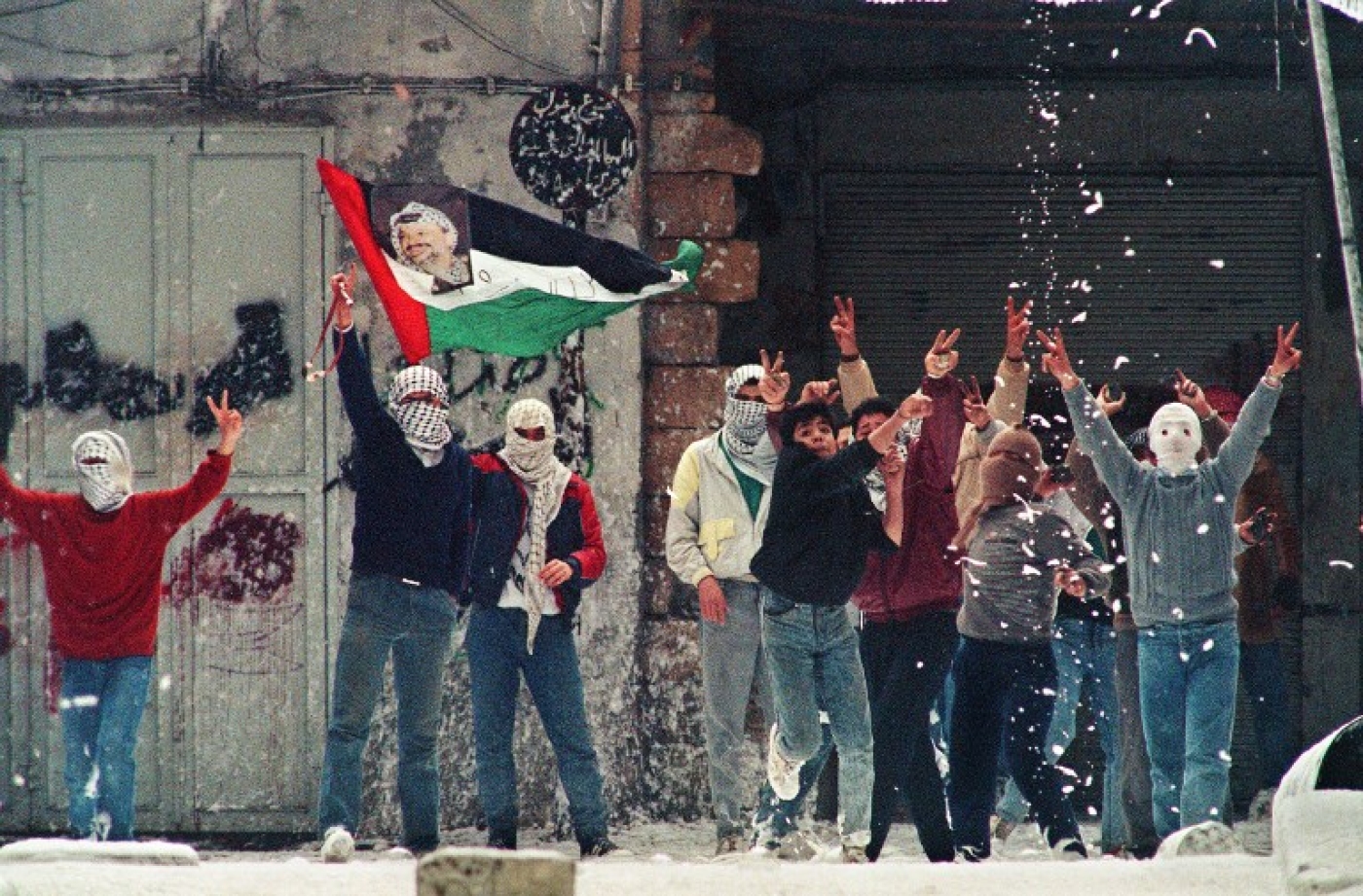 Thirty years after first intifada, Palestinians look to past for fresh  lessons | Middle East Eye