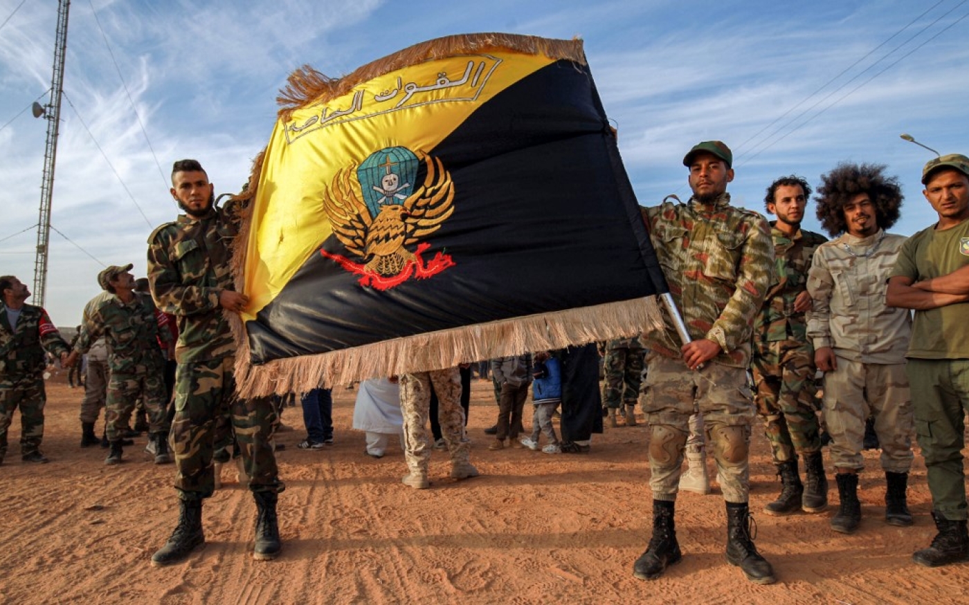 Membres d’une milice loyale à l’ANL de Khalifa Haftar, à Benghazi, dans l’est de la Libye, le 6 novembre 2020 (AFP/Abdullah Doma)
