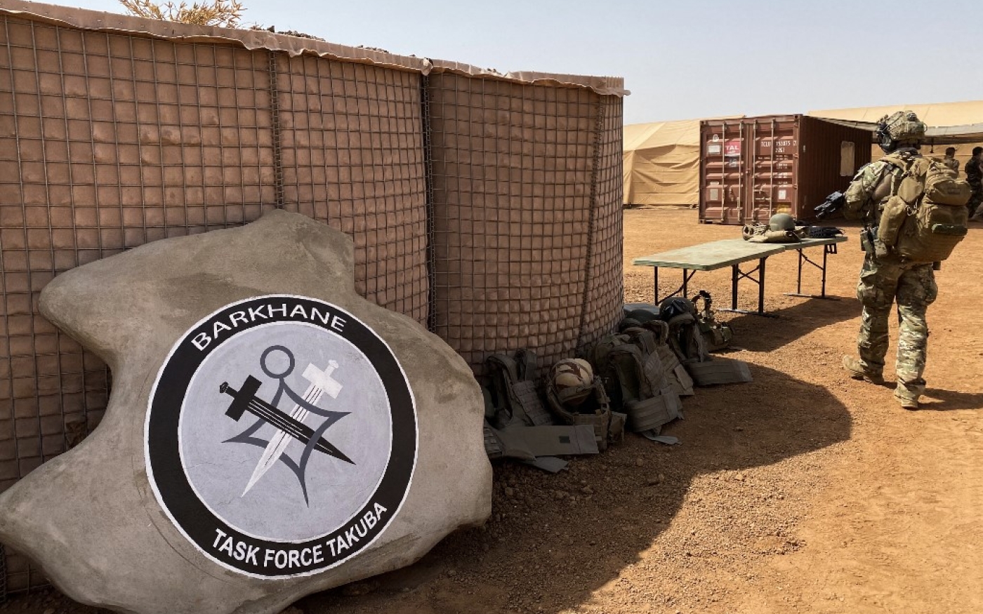 Camp des opérations spéciales dirigées par la France pour la nouvelle force opérationnelle Barkhane-Takuba, à Menaka, au Mali, 3 novembre 2020 (AFP/Daphné Benoît) 