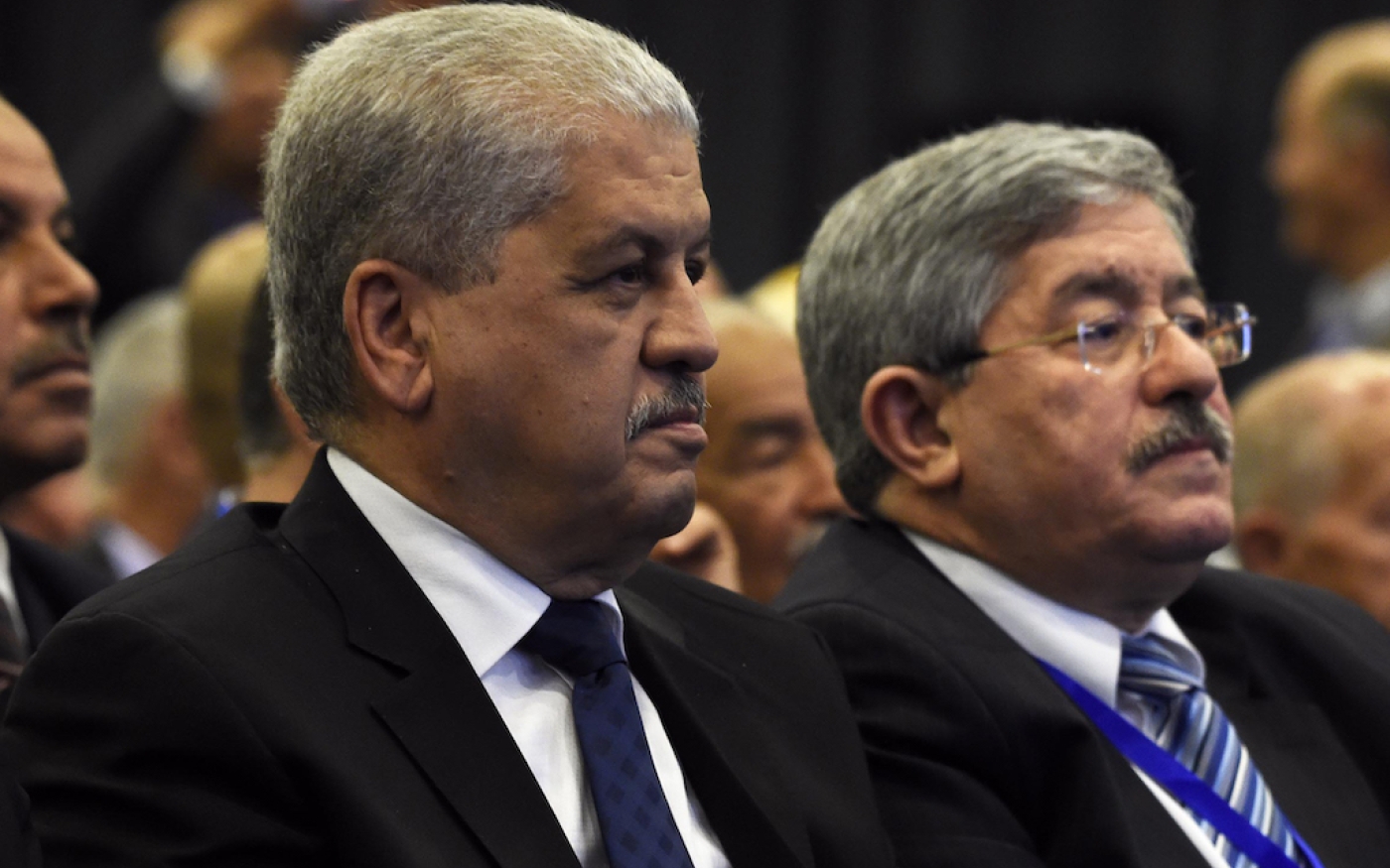 Deux ex-Premiers ministres, Ahmed Ouyahia et Abdelmalek Sellal, déjà derrière les barreaux pour d’autres scandales de corruption, ont été condamnés chacun en septembre à douze ans de prison (AFP)