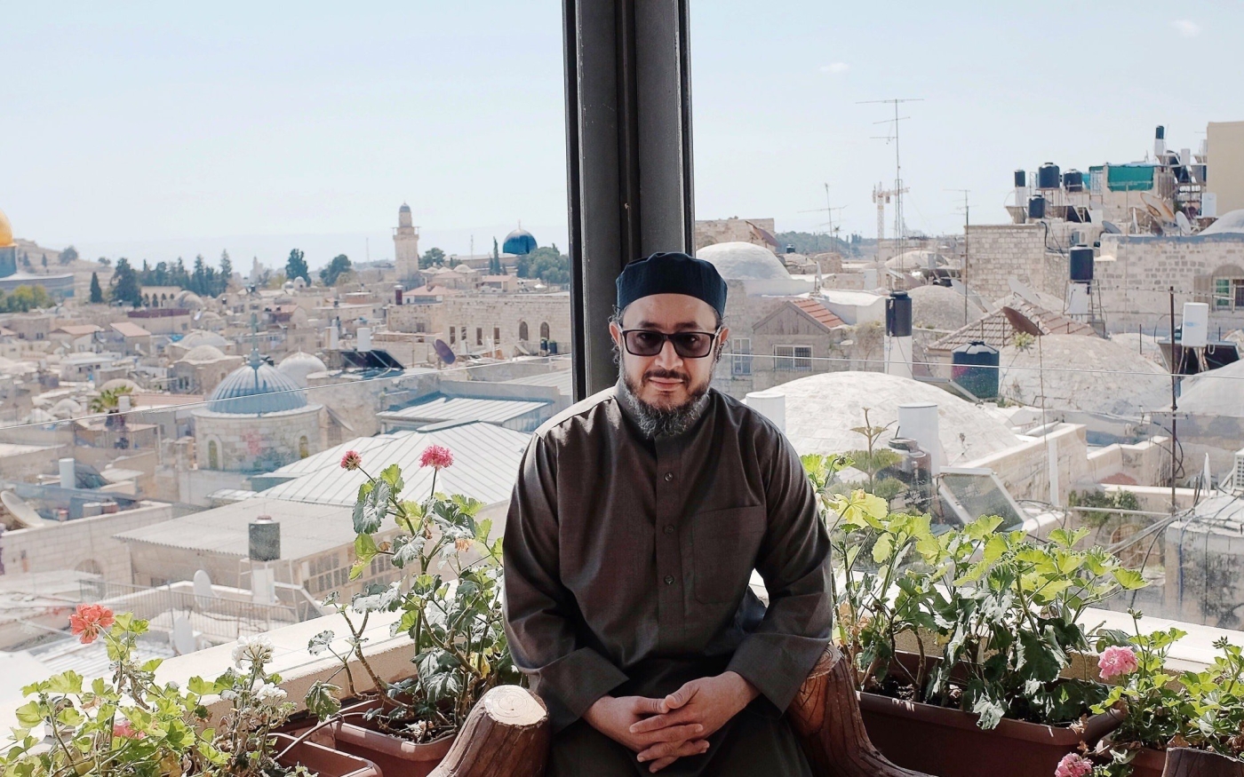 Le cheikh Ahmed Saad explique que former un muezzin peut prendre plus d’un an (Ahmed Saad)