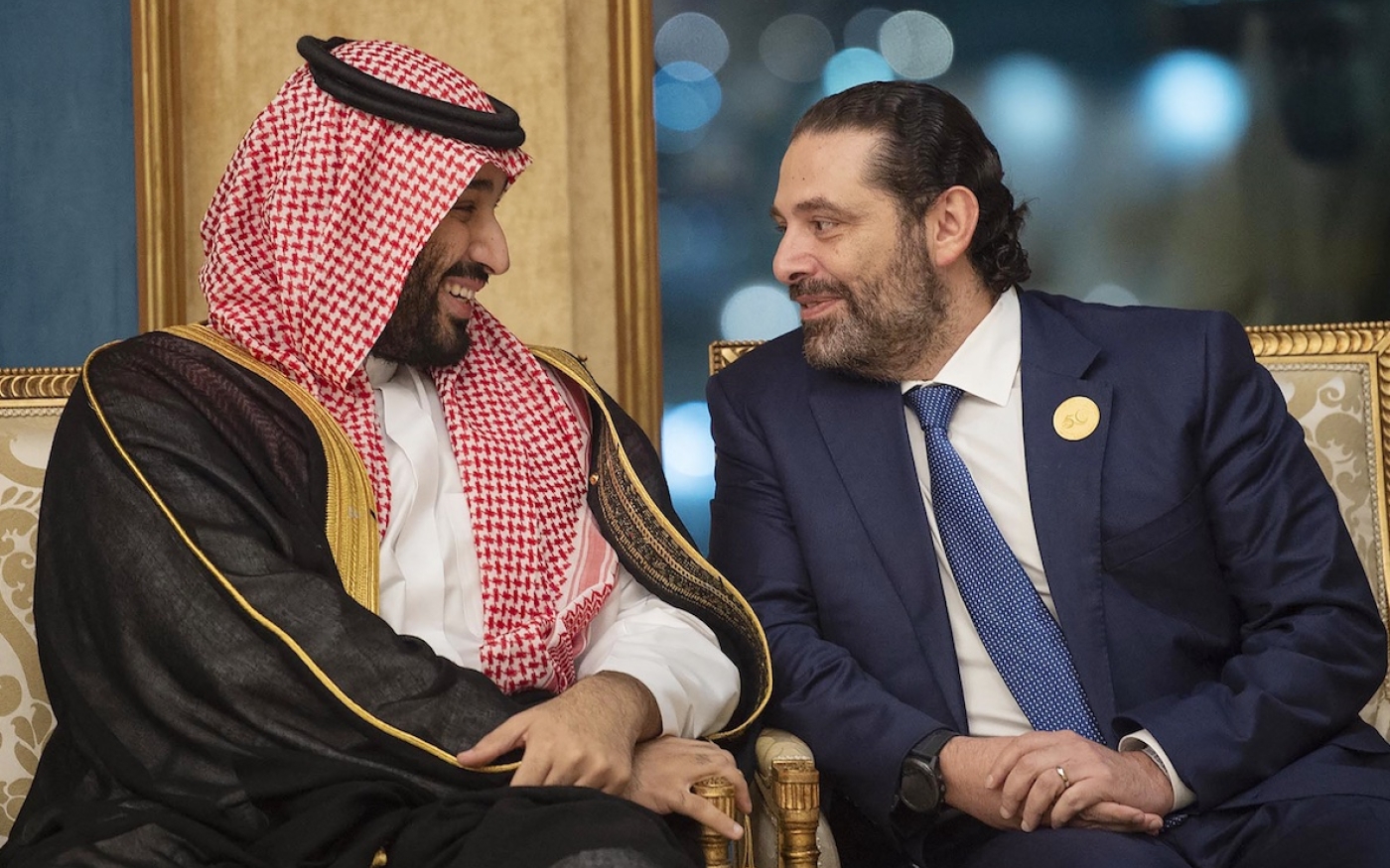 Mohammed ben Salmane et Saad Hariri lors d’une réunion au sommet de l’Organisation de la coopération islamique (OCI), dans la ville sainte saoudienne de La Mecque, 1er juin 2019 (AFP)