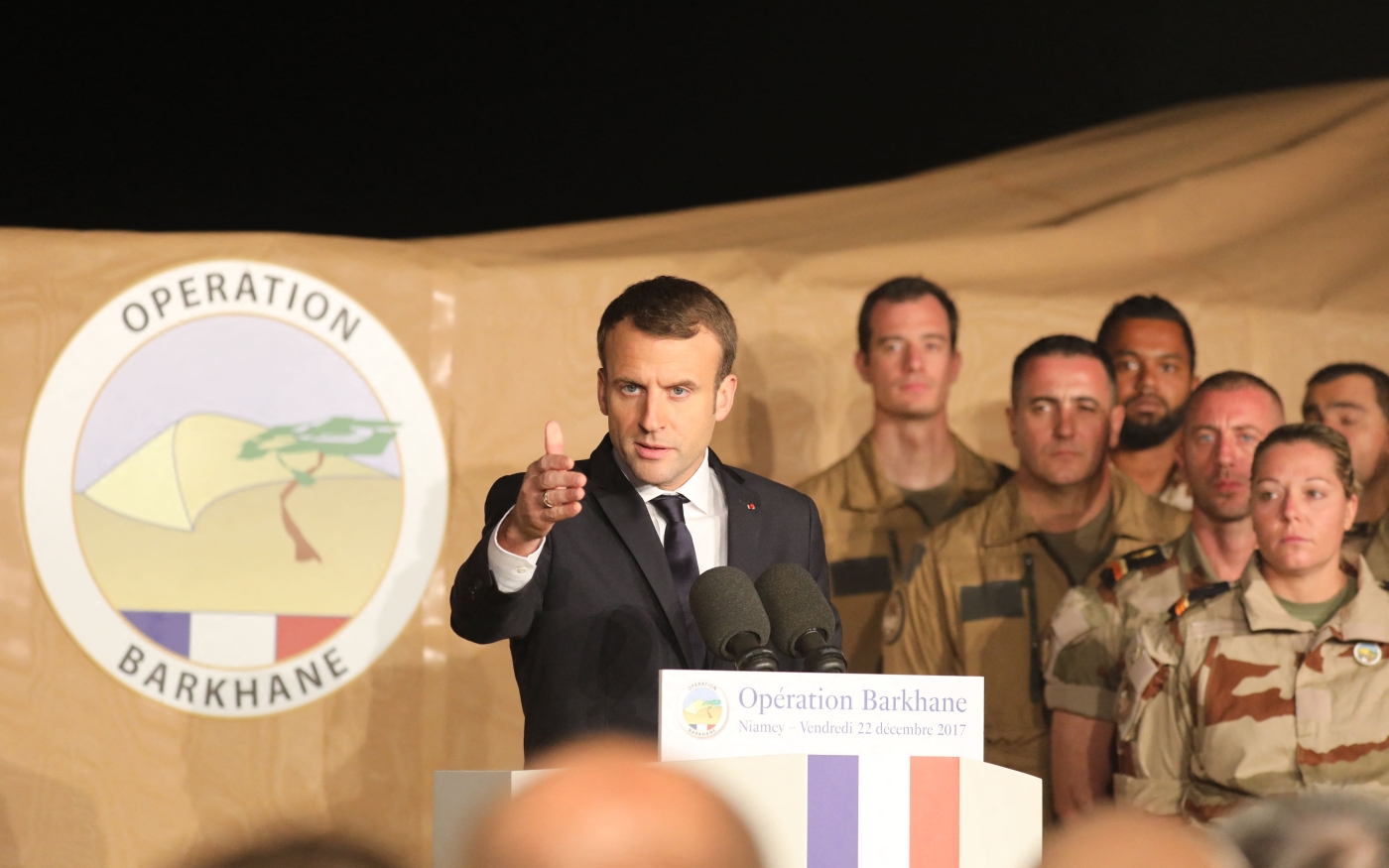 Macron speaks to French soldiers from Operation Barkhane on December 22 2017 during a visit to the French air force base in Niamey, Niger. (Ludovic Marin/AFP)