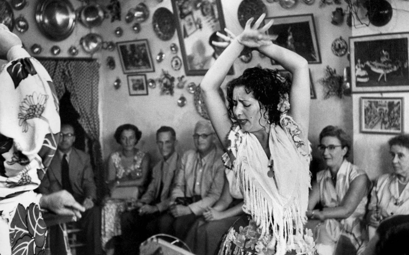 La danse flamenco s’est développée à partir de diverses traditions minoritaires après l’Inquisition (AFP)