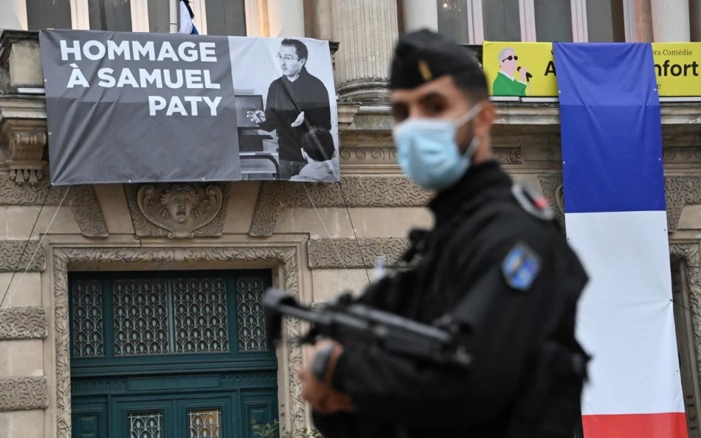 Le meurtre de Samuel Paty, père et enseignant de 47 ans, par ce qui semble être un extrémiste musulman, a ébranlé la France (AFP)