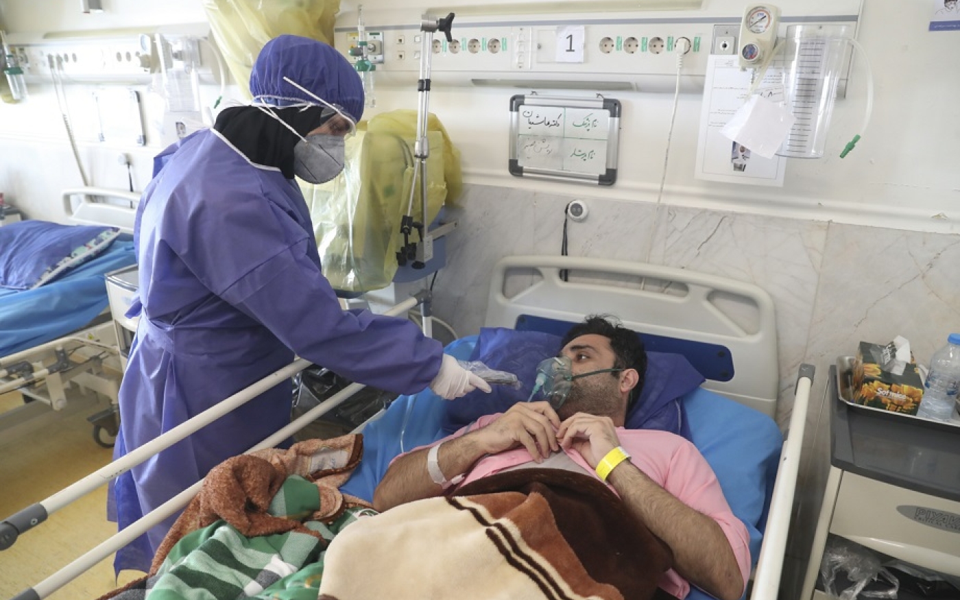 Le personnel médical effectue des shifts de 19 heures suivis d’un repos de 48 heures ou bien travaille de 7 h à 14 h tous les jours (MEE/Mohammadreza Abbasi)