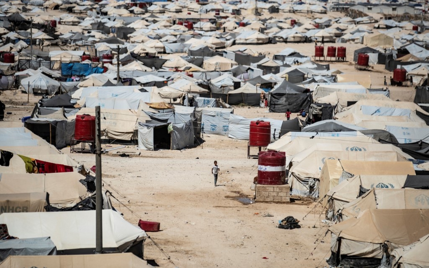 Al-Hol, camp tentaculaire dans le Nord de la Syrie, où les épouses et les enfants des combattants de l’EI vivent désormais aux côtés des personnes déplacées (AFP)