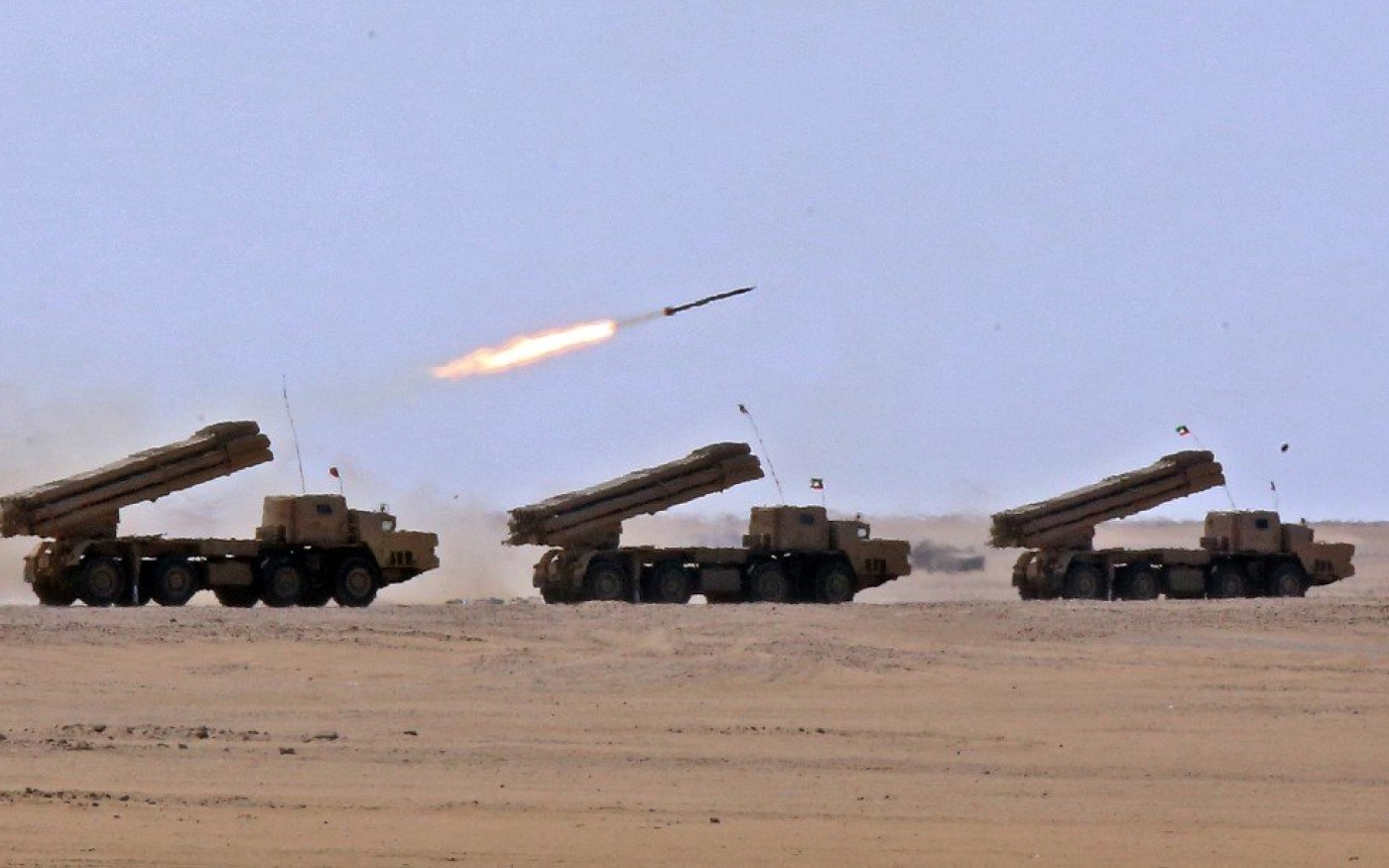 Exercice militaire au nord de la ville de Koweït, en novembre 2021 (AFP)
