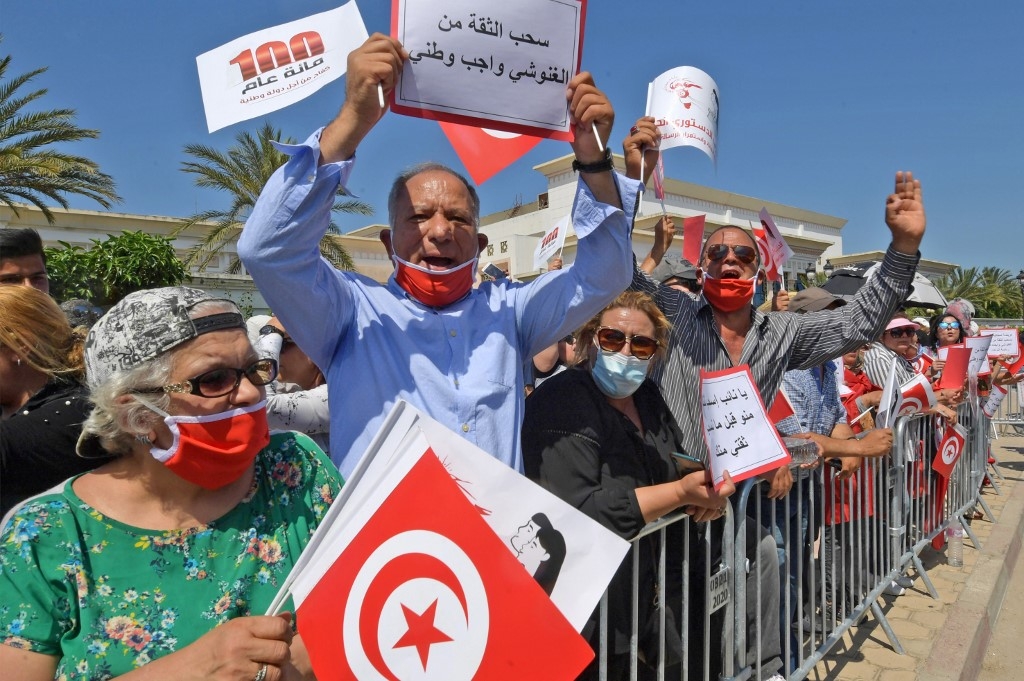 Rassemblement organisé par le Parti destourien libre (PDL) contre Rached Ghannouchi, le président du Parlement, mercredi 3 juin à Tunis (AFP)