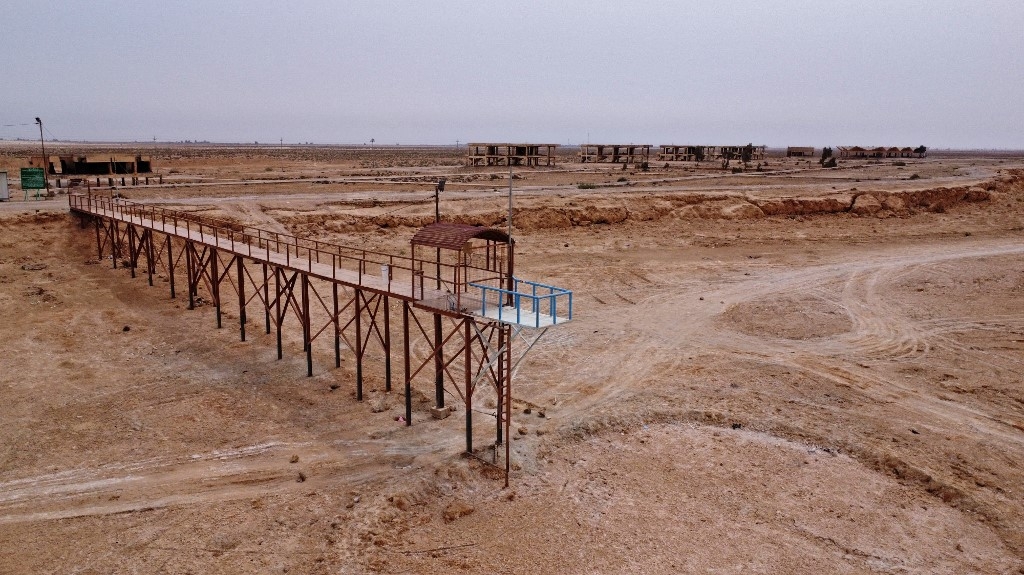 Une vue aérienne du lac Sawa, dans le sud de l’Irak, désormais totalement asséché (AFP/Asad Niazi)