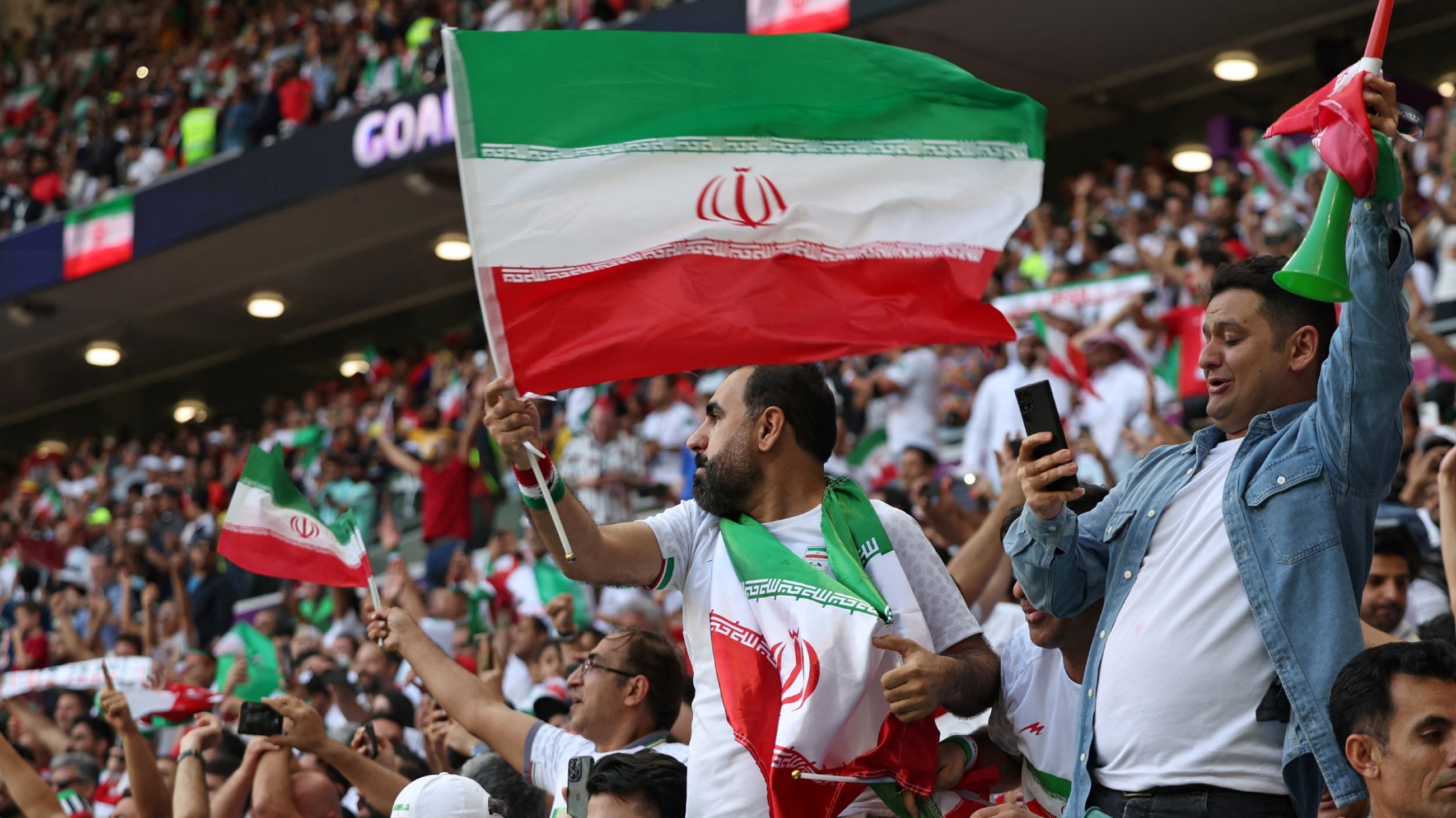 World Cup 2022 US team distorts Iran flag ahead of football clash Middle East Eye