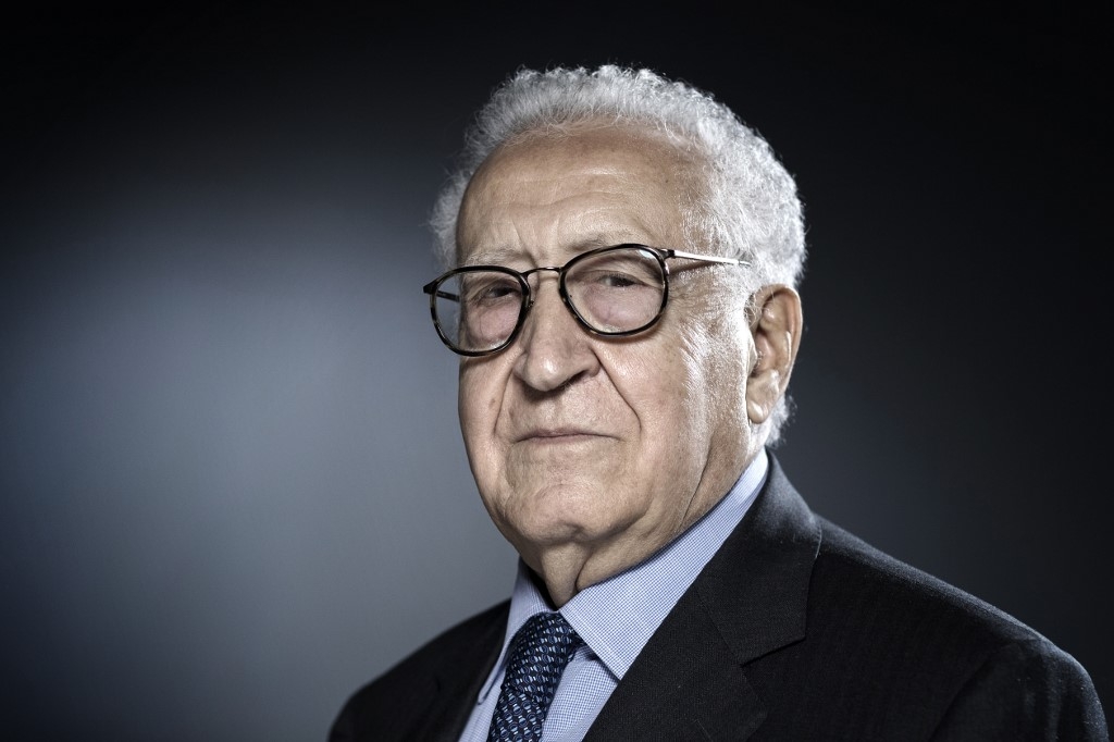 L’ancien ministre algérien des Affaires étrangères et ex-émissaire de l’ONU pour la Syrie Lakhdar Brahimi a lancé une pétition dénonçant le projet d’Israël d’annexer 30 % de la Cisjordanie occupée (AFP)