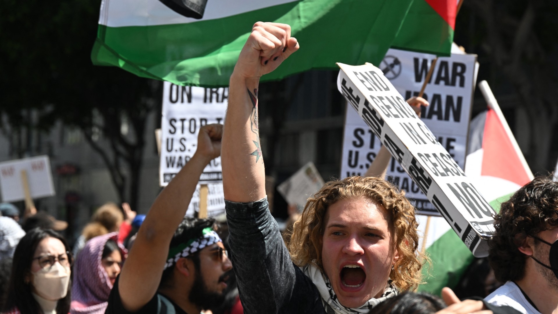 Manifestation pendant une « grève pour Gaza » appelant à un cessez-le-feu permanent, à Los Angeles, en Californie, le 15 avril 2024 (AFP)