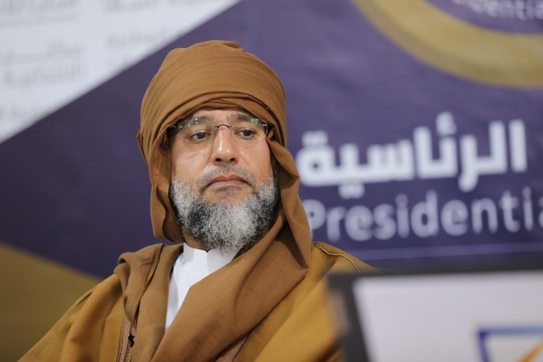 Saïf al-Islam Kadhafi lors du dépôt de sa candidature à la présidentielle, le 14 novembre 2021, à Sebha (sud) (AFP)