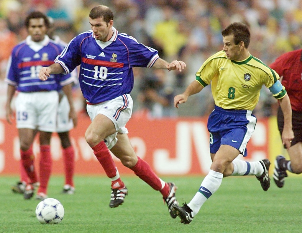 French playmaker Zinedine Zidane dribbles past Brazilian captain Dunga during the 1998 World Cup final in Paris between Brazil and France (AFP)