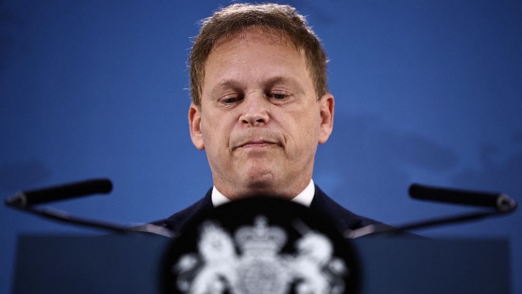 Britain's Defence Secretary Grant Shapps delivers a speech on defending the UK and its allies, at Lancaster House, London, 15 January 2024 (Henry Nicholls/AFP)