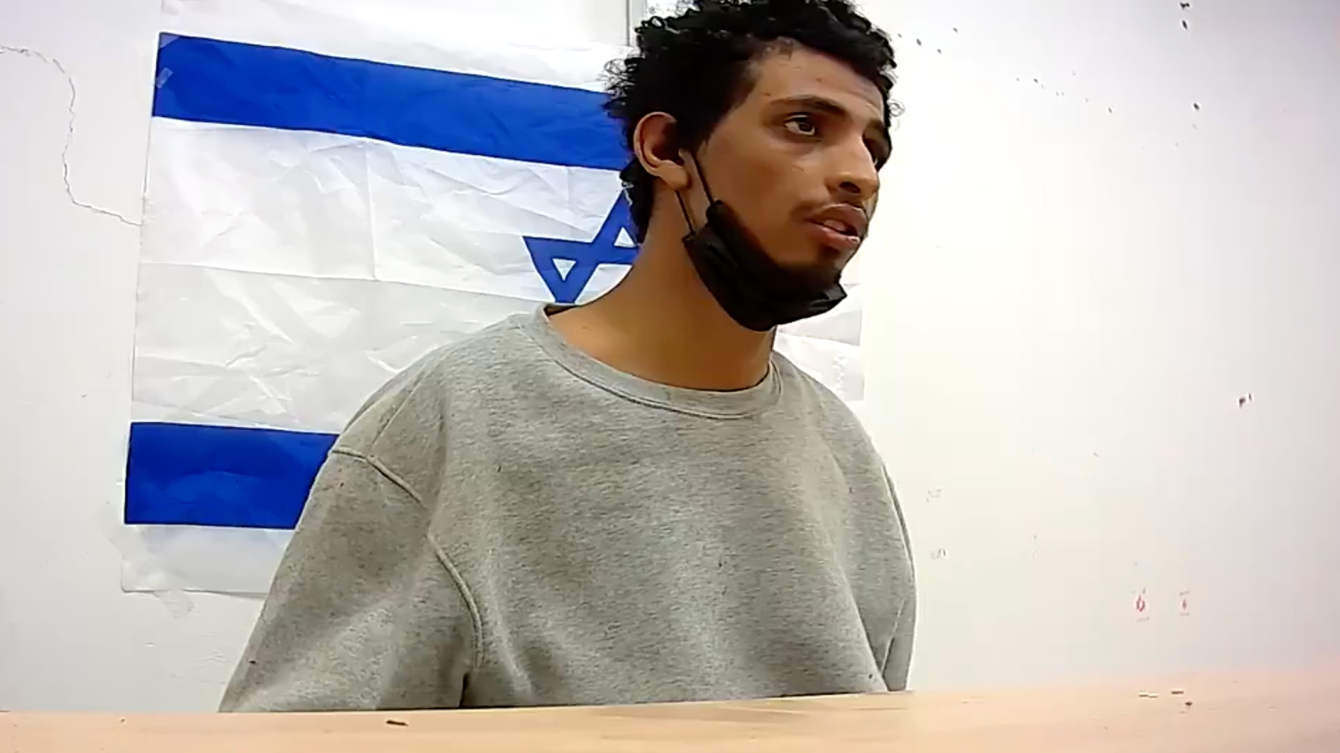 Manar Mahmoud Muhammad Qasem filmed under interrogation by Israeli security forces (X)
