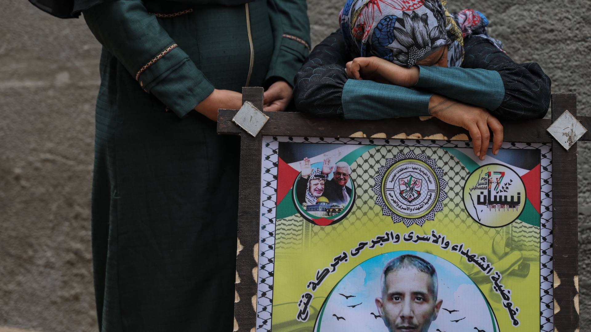 Sami al-Amour died on Thursday morning while serving a 19-year prison sentence in Israeli custod.